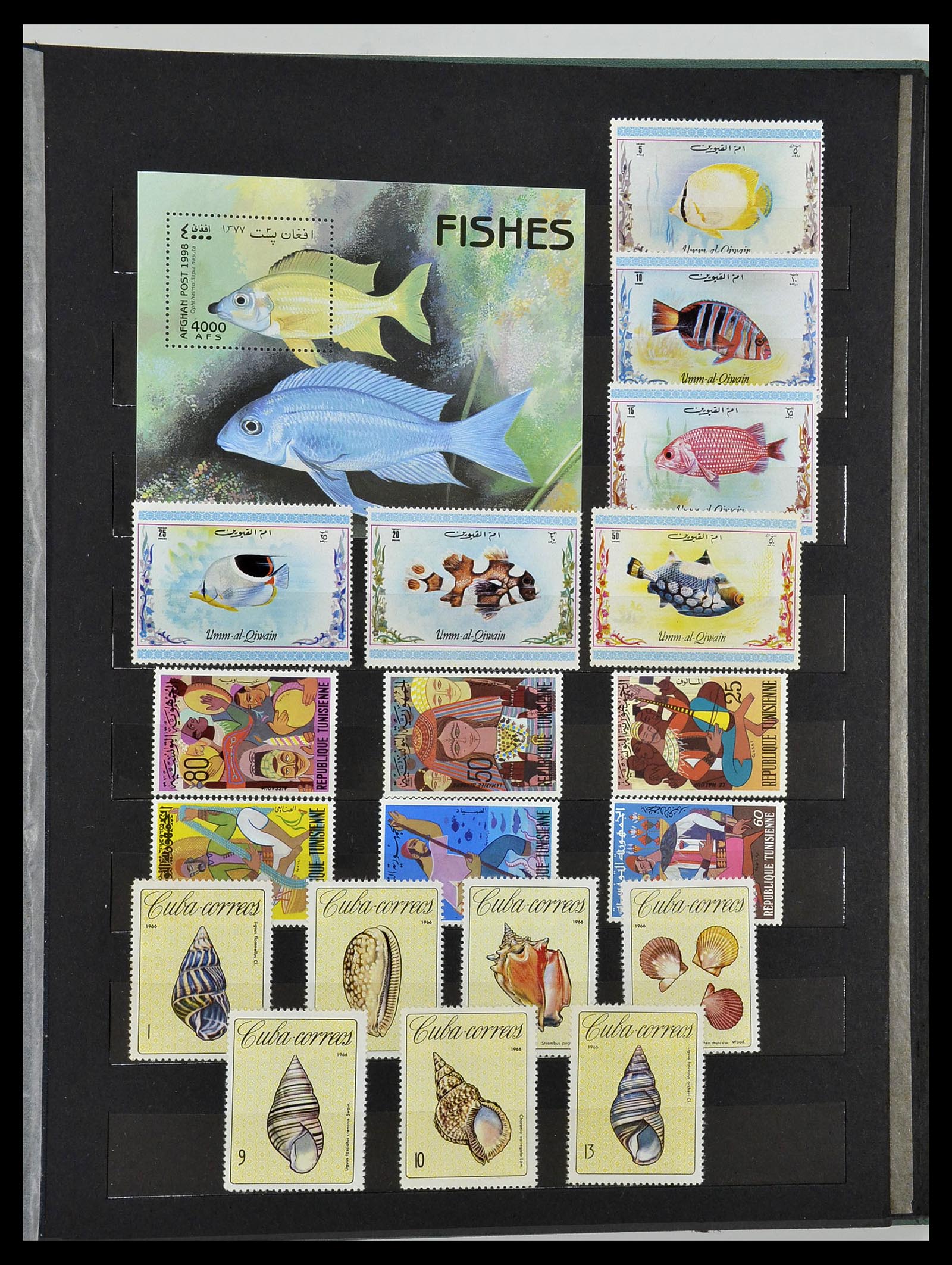 34290 077 - Postzegelverzameling 34290 Motief dieren postfris 1926-2005.