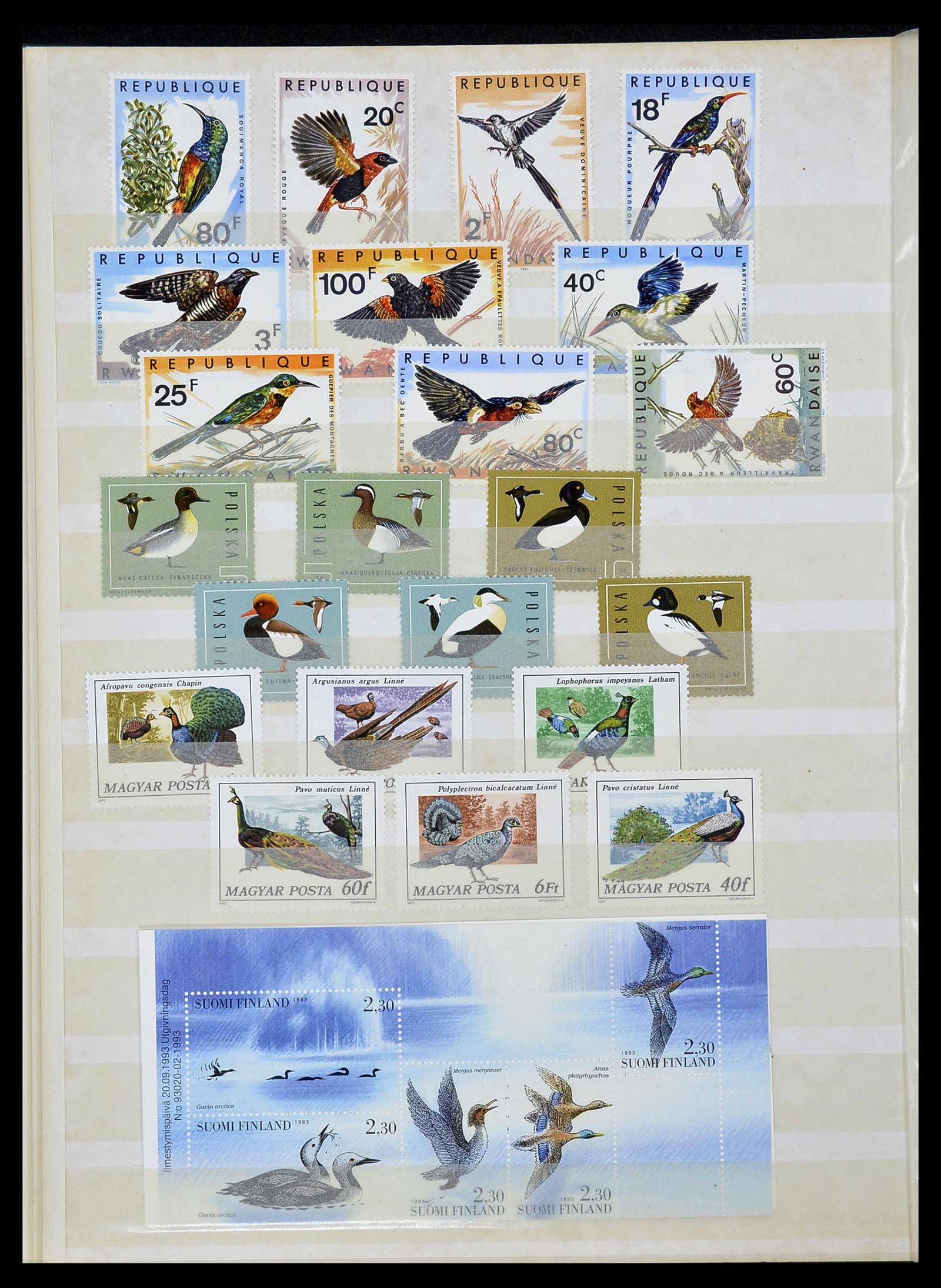34290 304 - Postzegelverzameling 34290 Motief dieren postfris 1926-2005.
