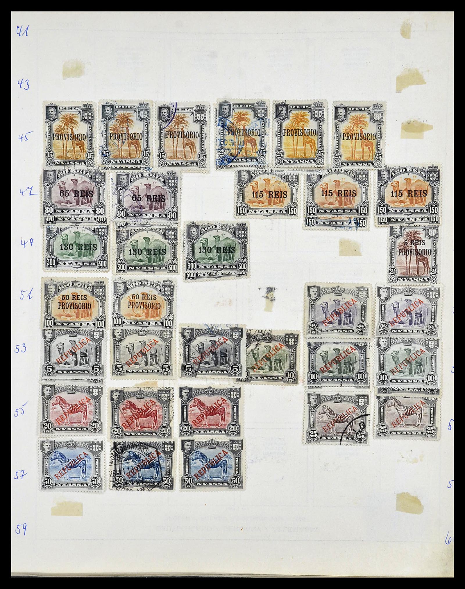 34305 010 - Postzegelverzameling 34305 Portugese koloniën 1870-1970.