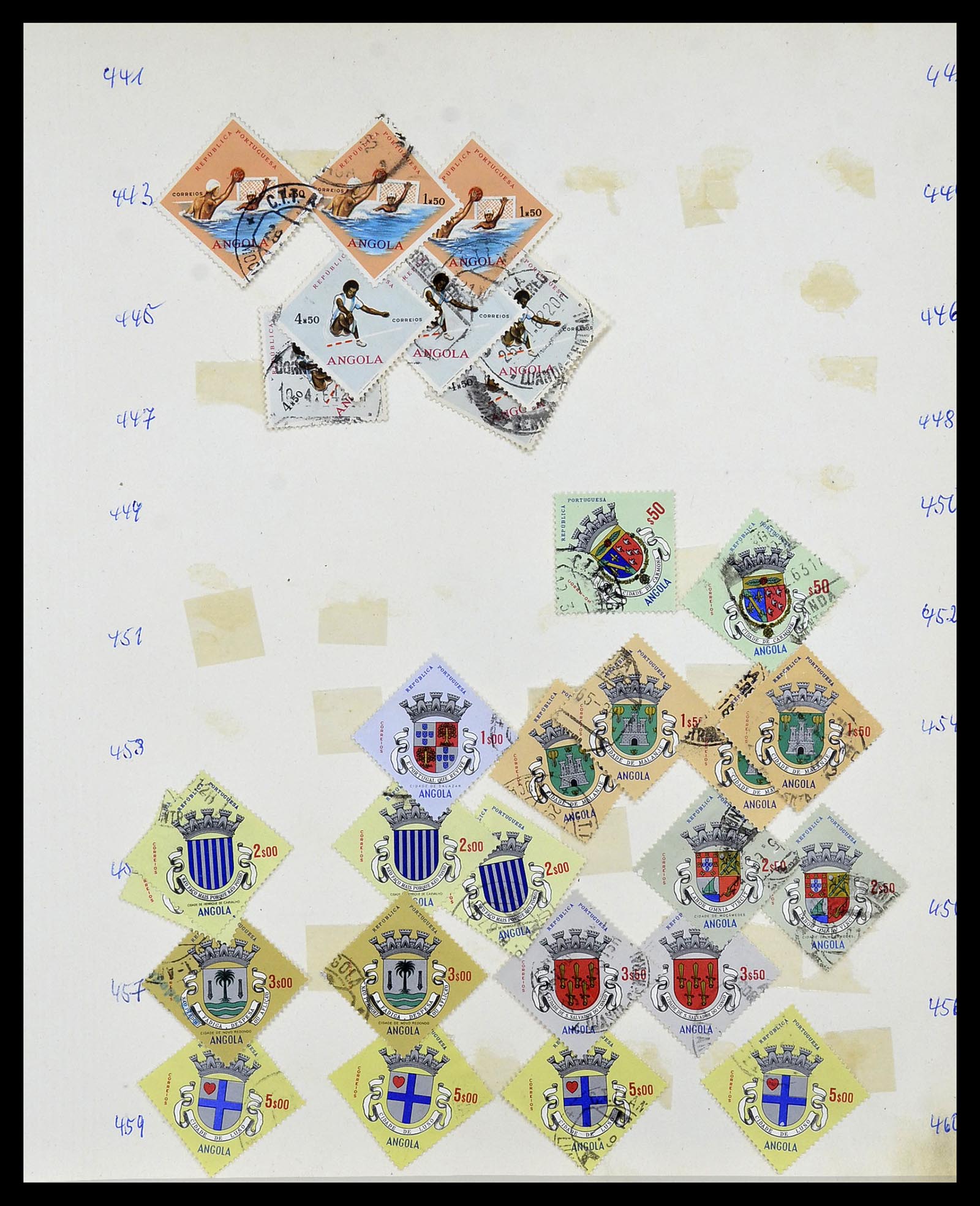 34305 056 - Postzegelverzameling 34305 Portugese koloniën 1870-1970.