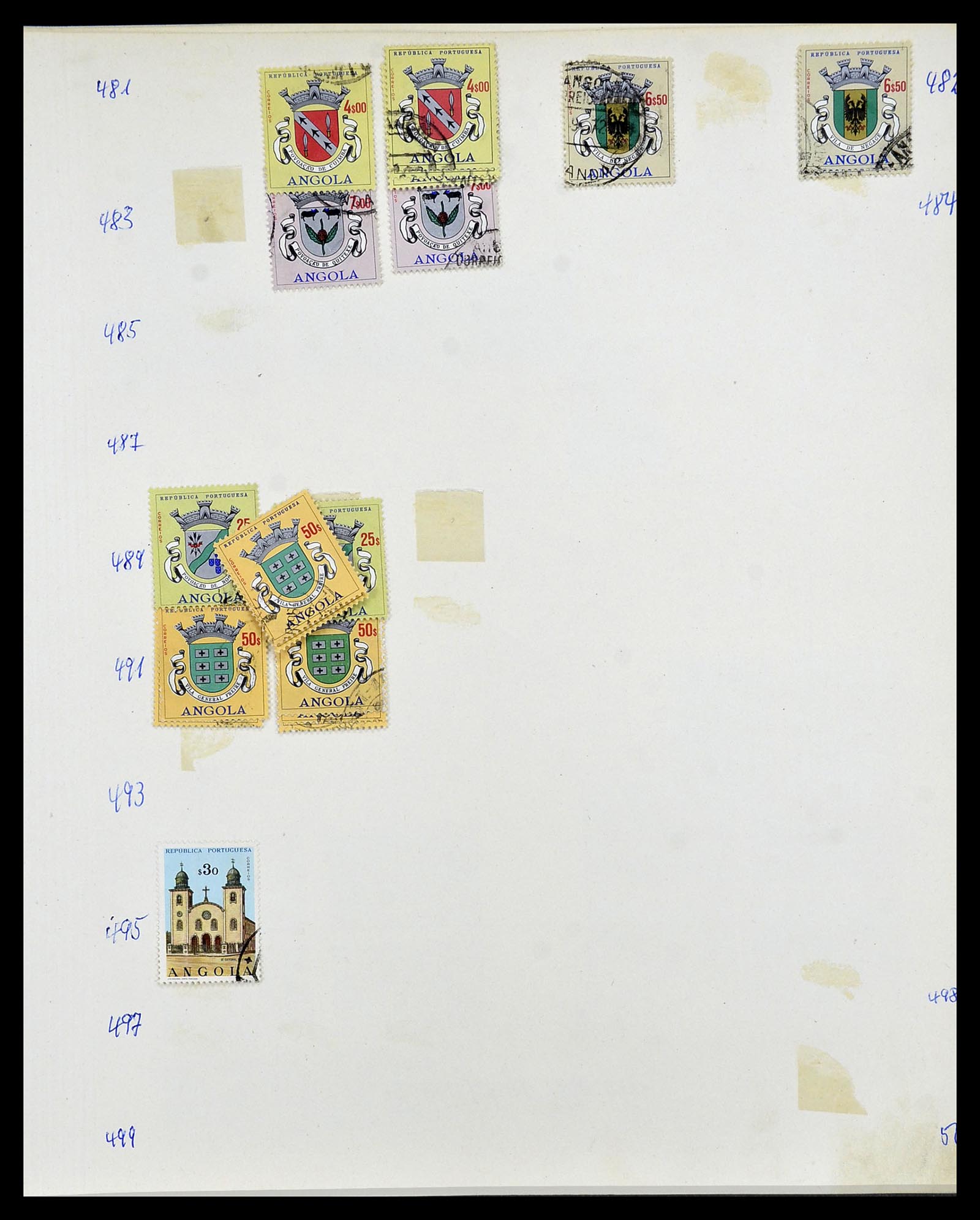 34305 058 - Postzegelverzameling 34305 Portugese koloniën 1870-1970.