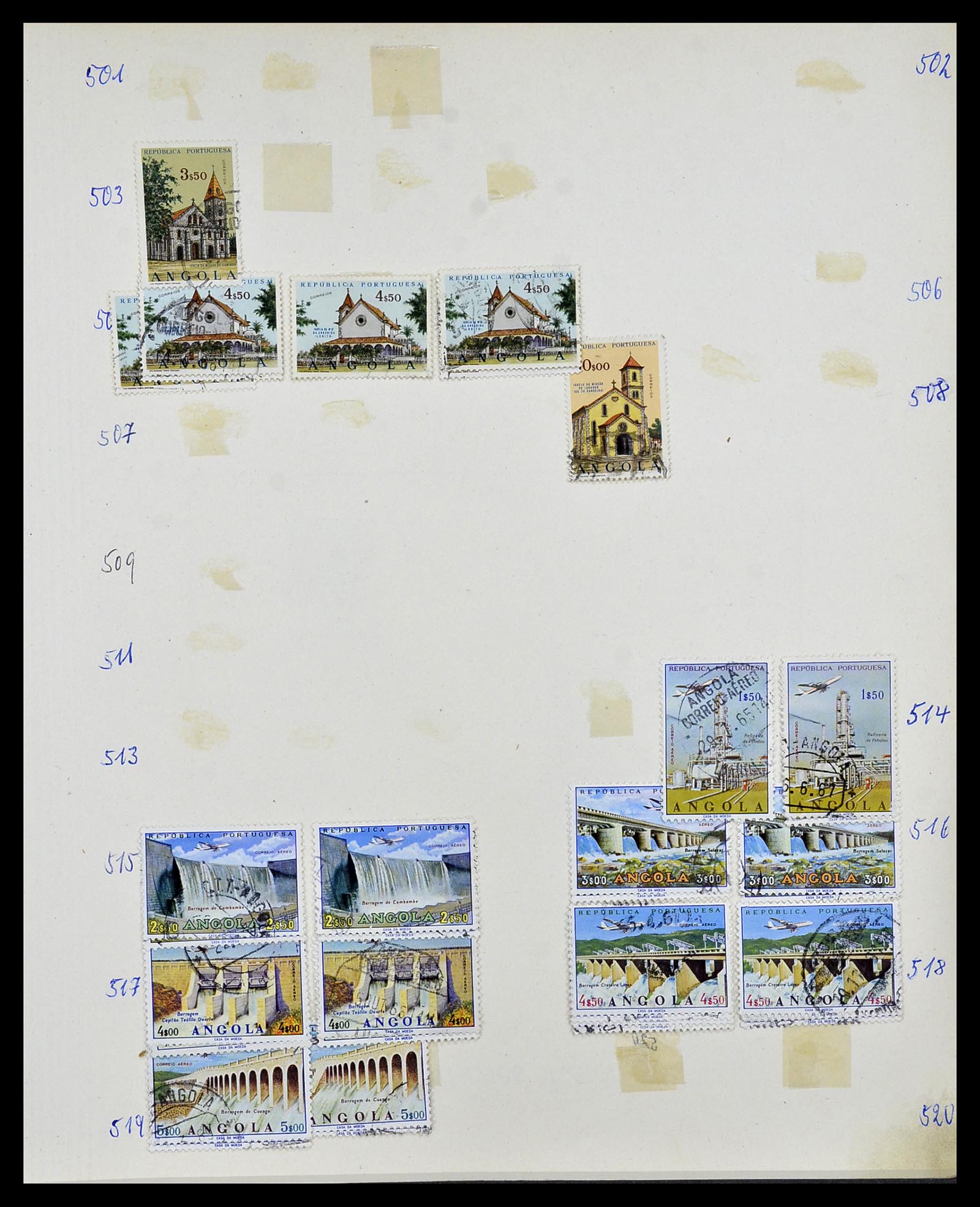 34305 059 - Postzegelverzameling 34305 Portugese koloniën 1870-1970.