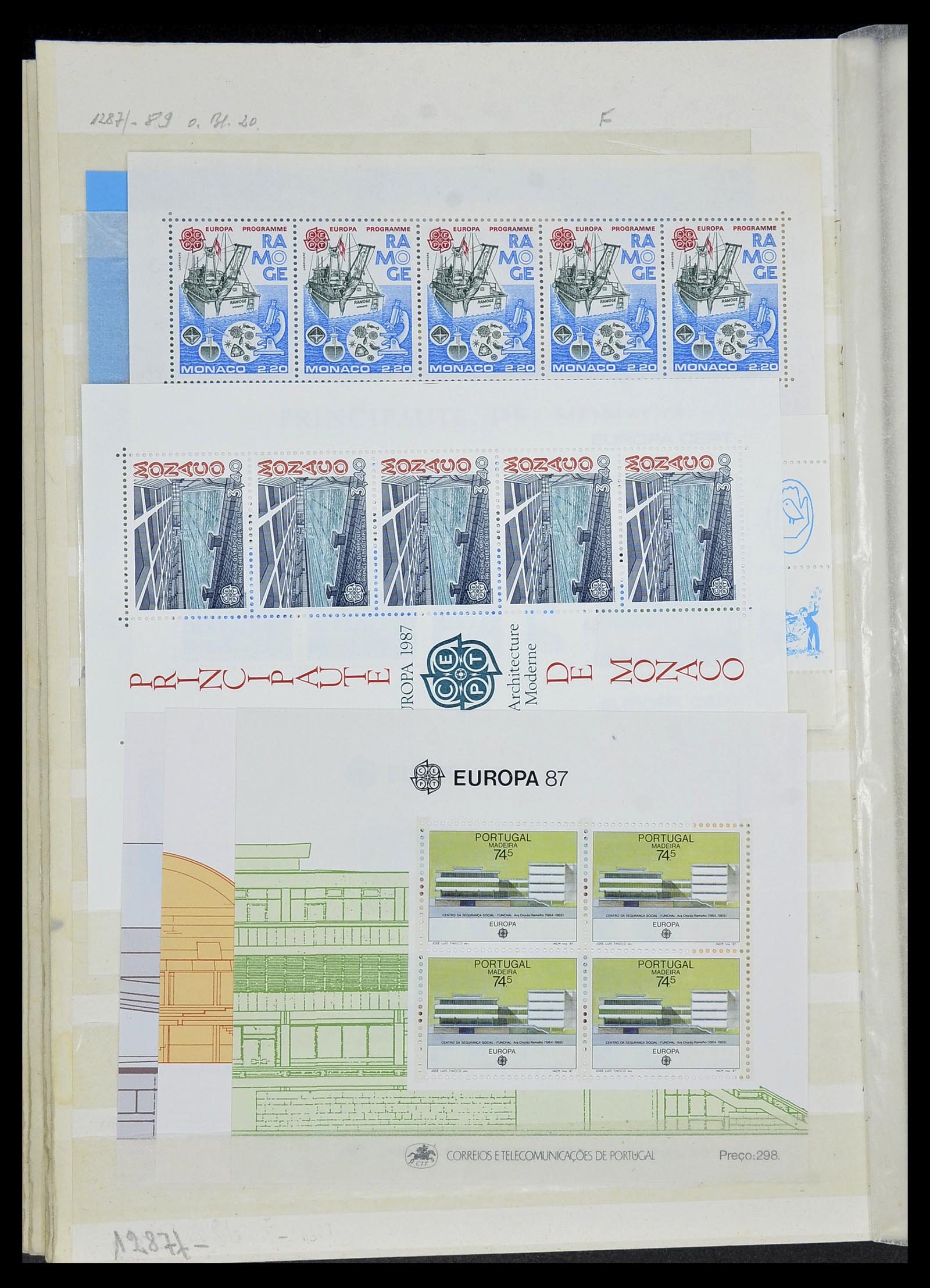 34308 124 - Postzegelverzameling 34308 Europa CEPT 1956-2000.