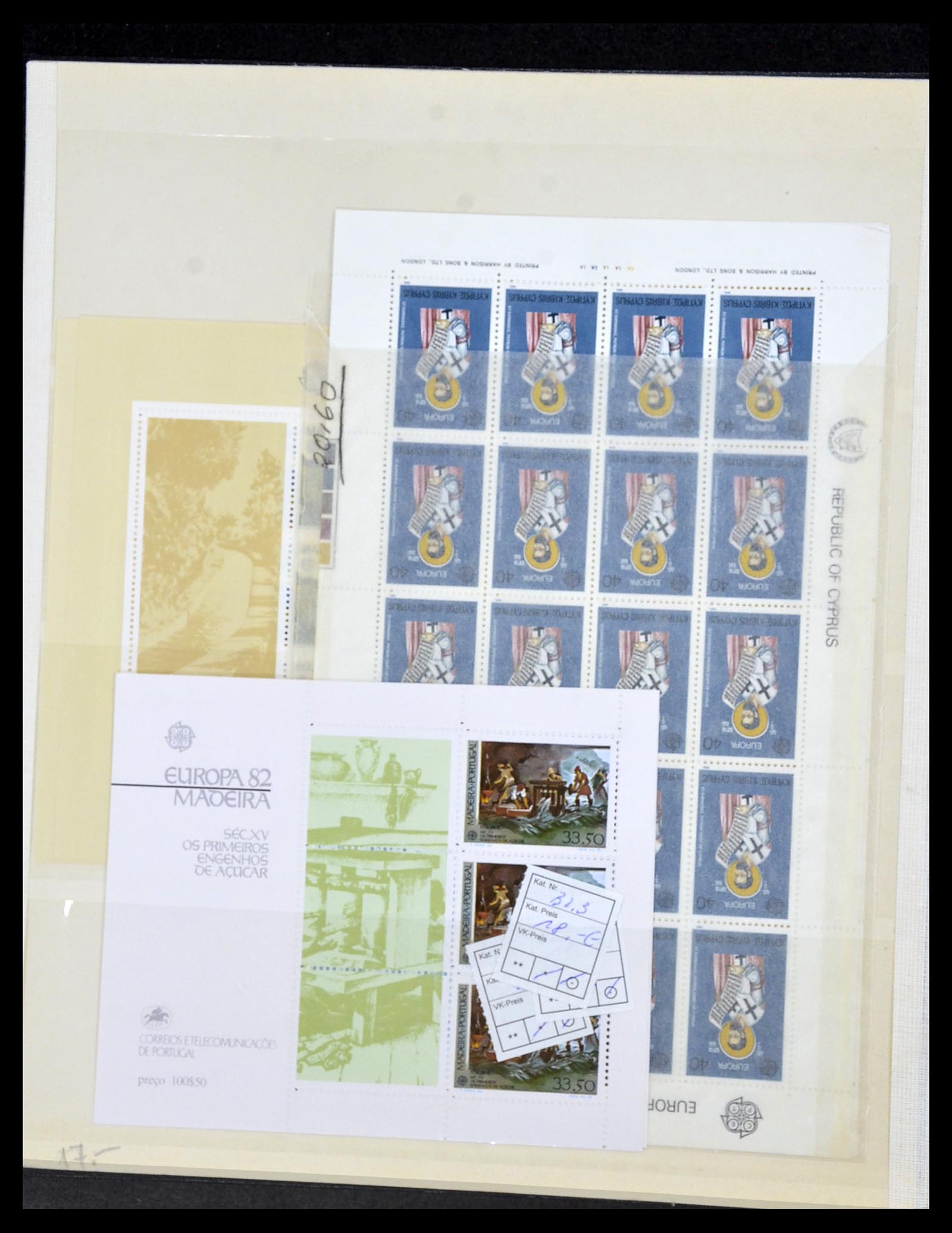 34308 144 - Postzegelverzameling 34308 Europa CEPT 1956-2000.