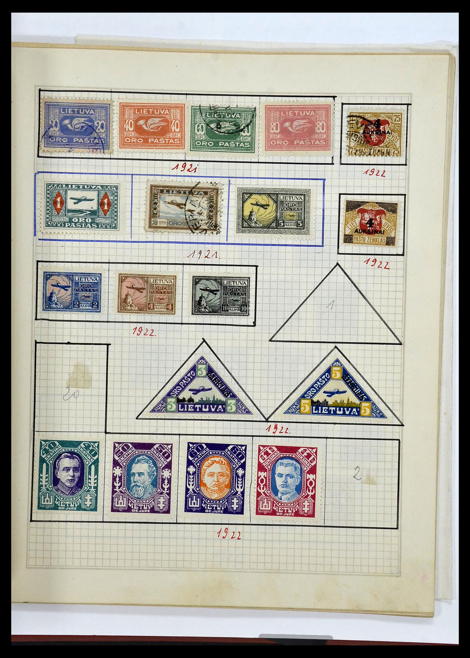 34311 053 - Postzegelverzameling 34311 Baltische Staten 1918-1941.