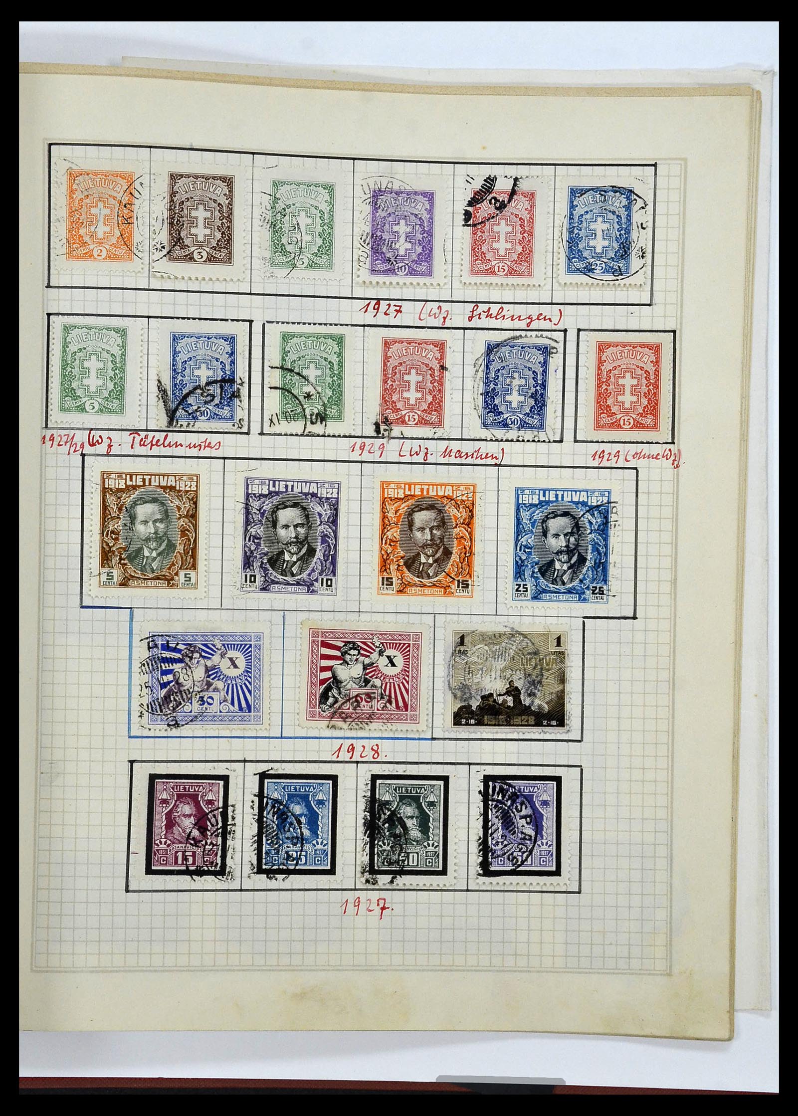 34311 059 - Postzegelverzameling 34311 Baltische Staten 1918-1941.