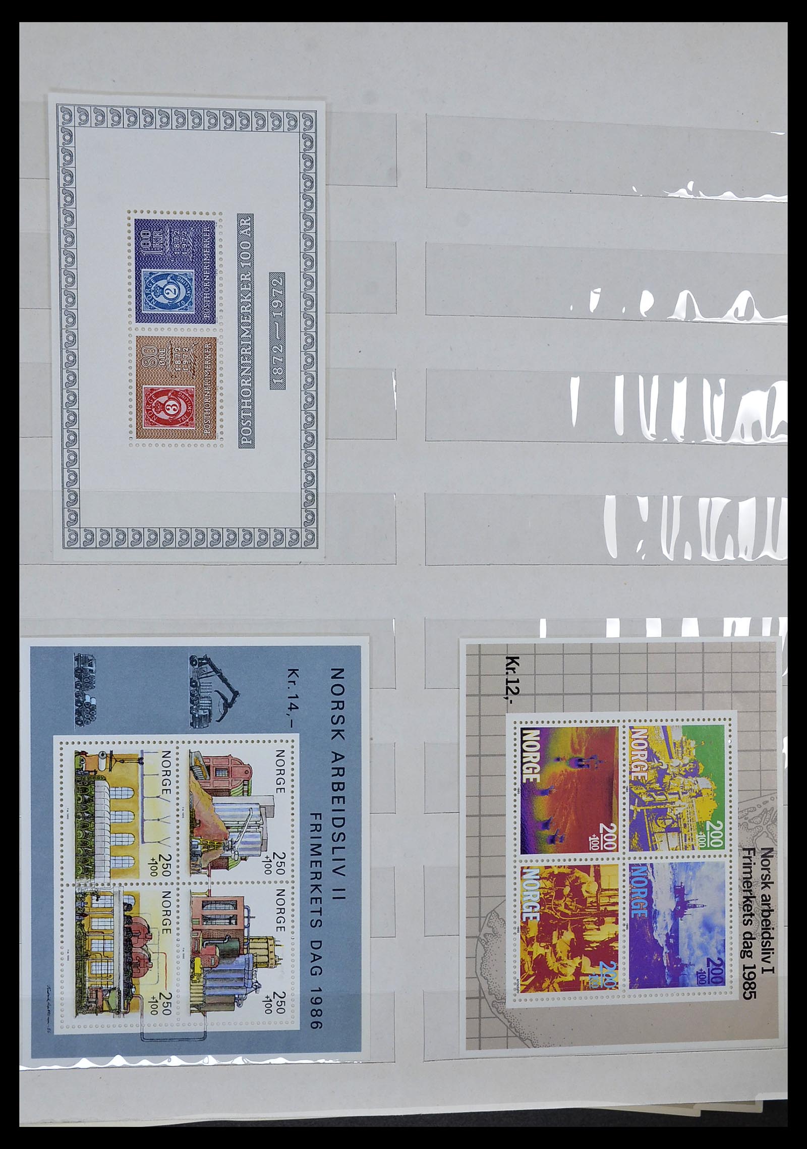 34313 044 - Postzegelverzameling 34313 Scandinavië 1856-1990.
