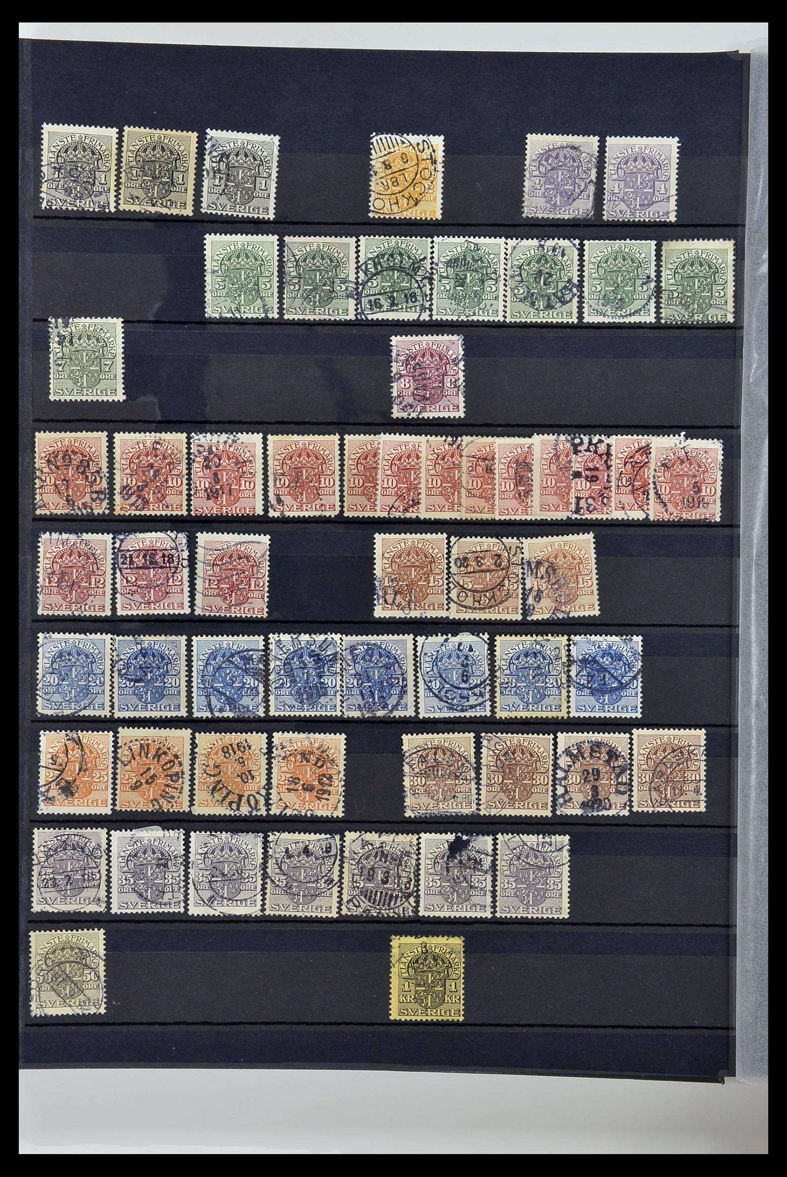 34313 404 - Stamp collection 34313 Scandinavia 1856-1990.