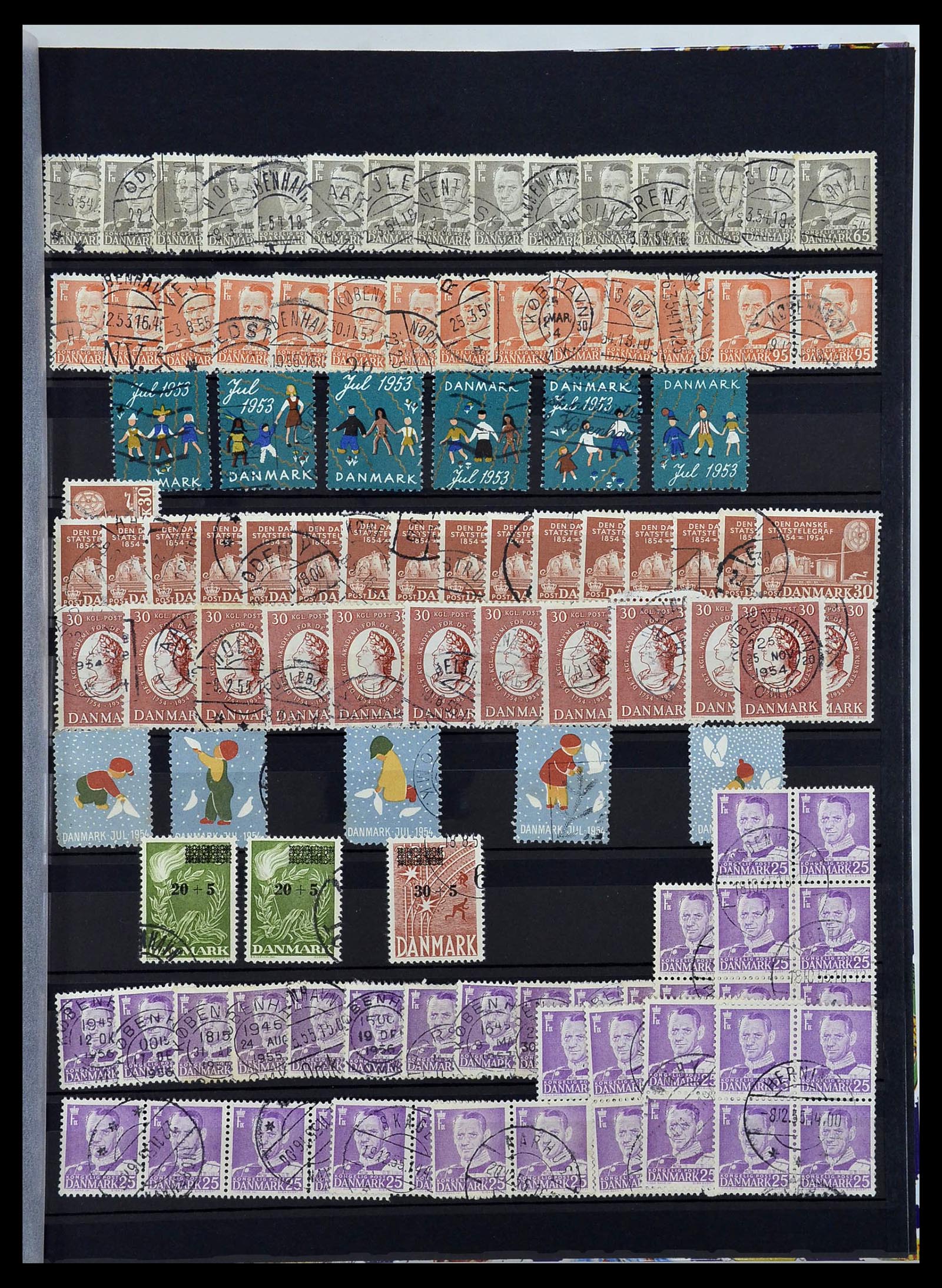 34313 424 - Stamp collection 34313 Scandinavia 1856-1990.