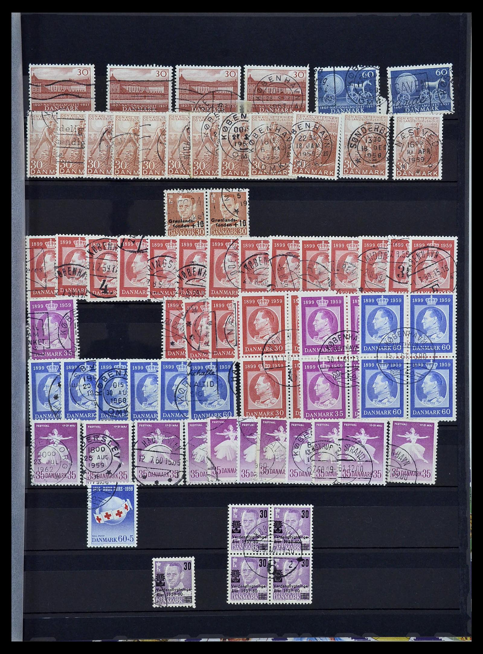 34313 426 - Stamp collection 34313 Scandinavia 1856-1990.