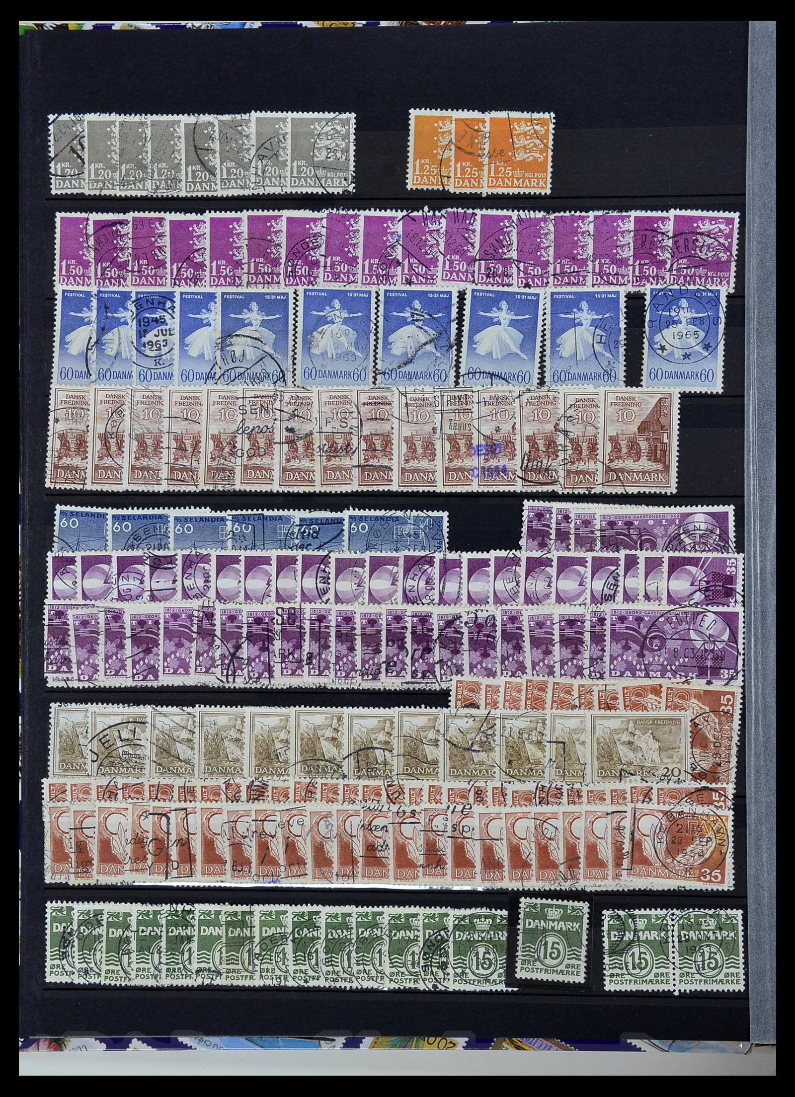 34313 429 - Stamp collection 34313 Scandinavia 1856-1990.