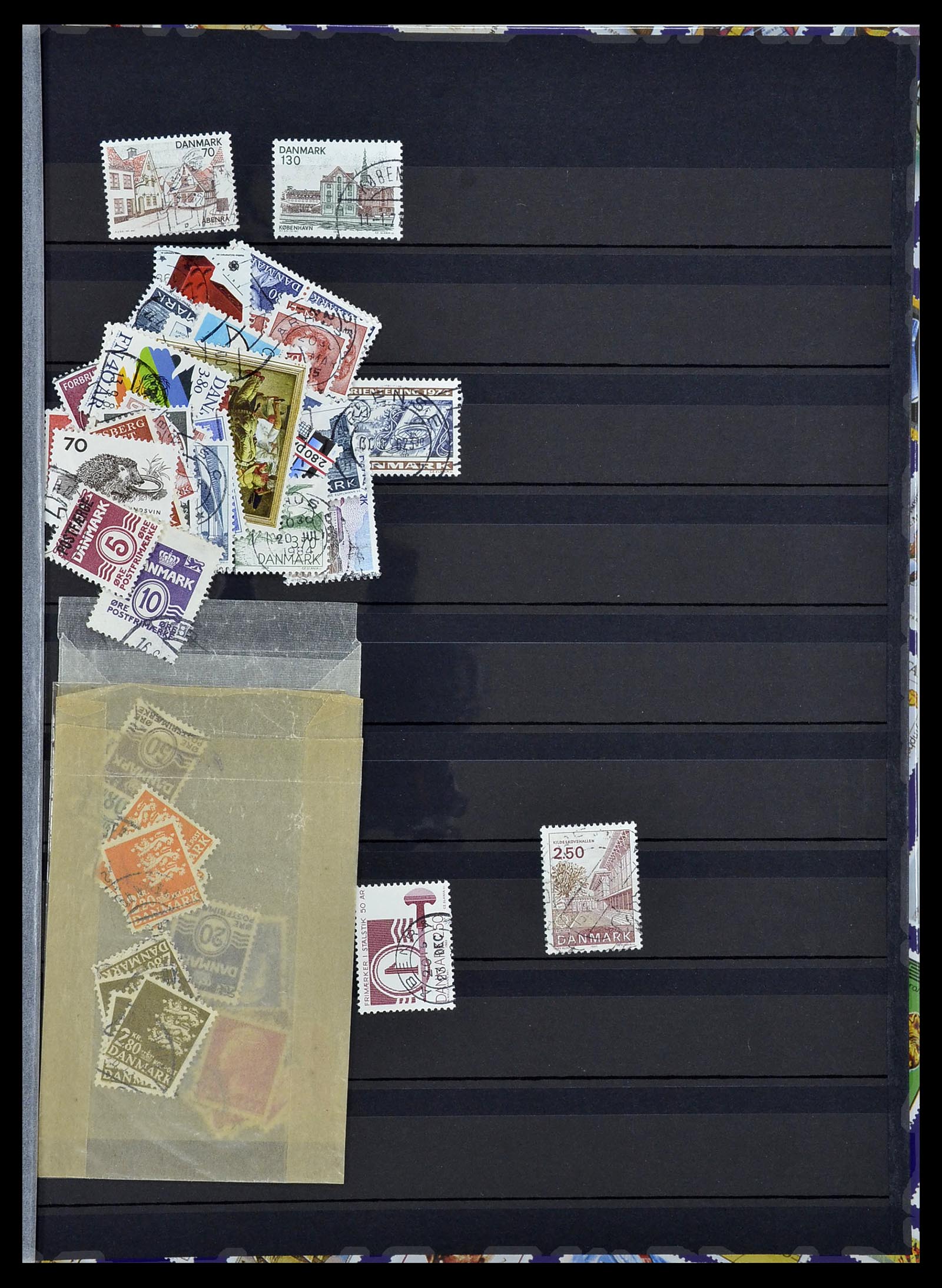 34313 436 - Stamp collection 34313 Scandinavia 1856-1990.