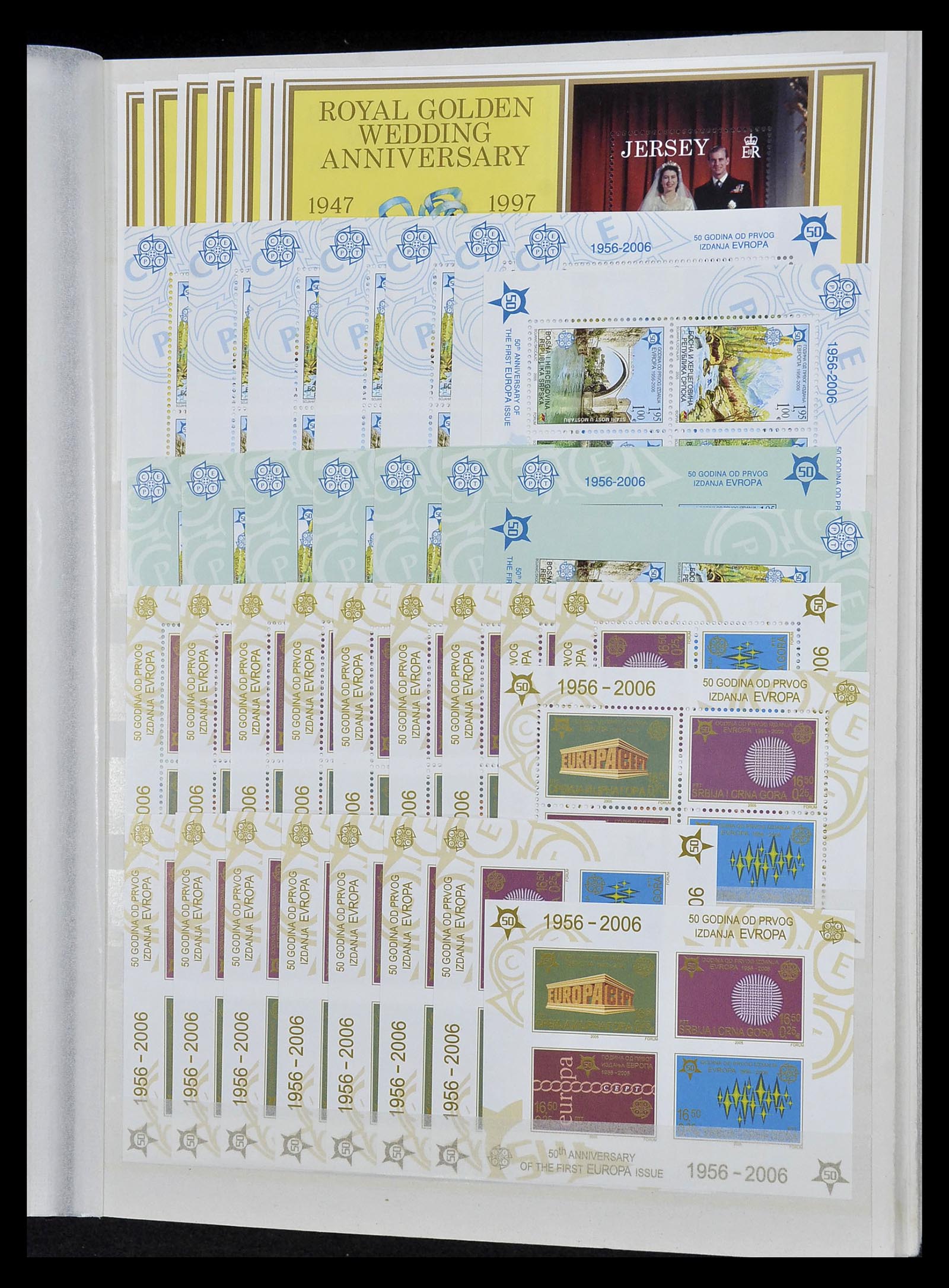 34326 007 - Stamp collection 34326 World MNH until 2018!