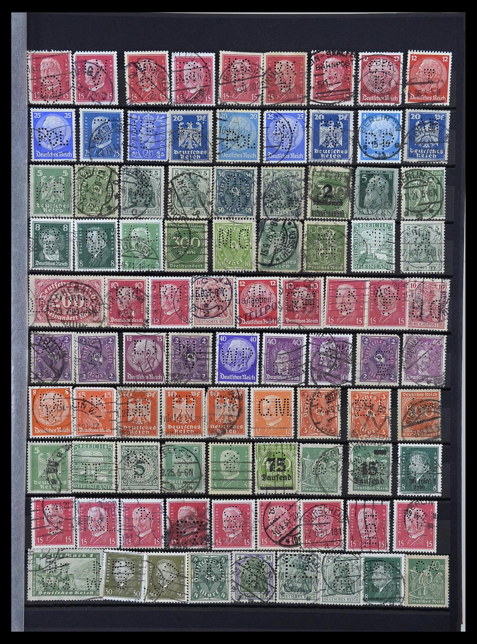 34329 003 - Postzegelverzameling 34329 Duitsland perfins 1900-1935.