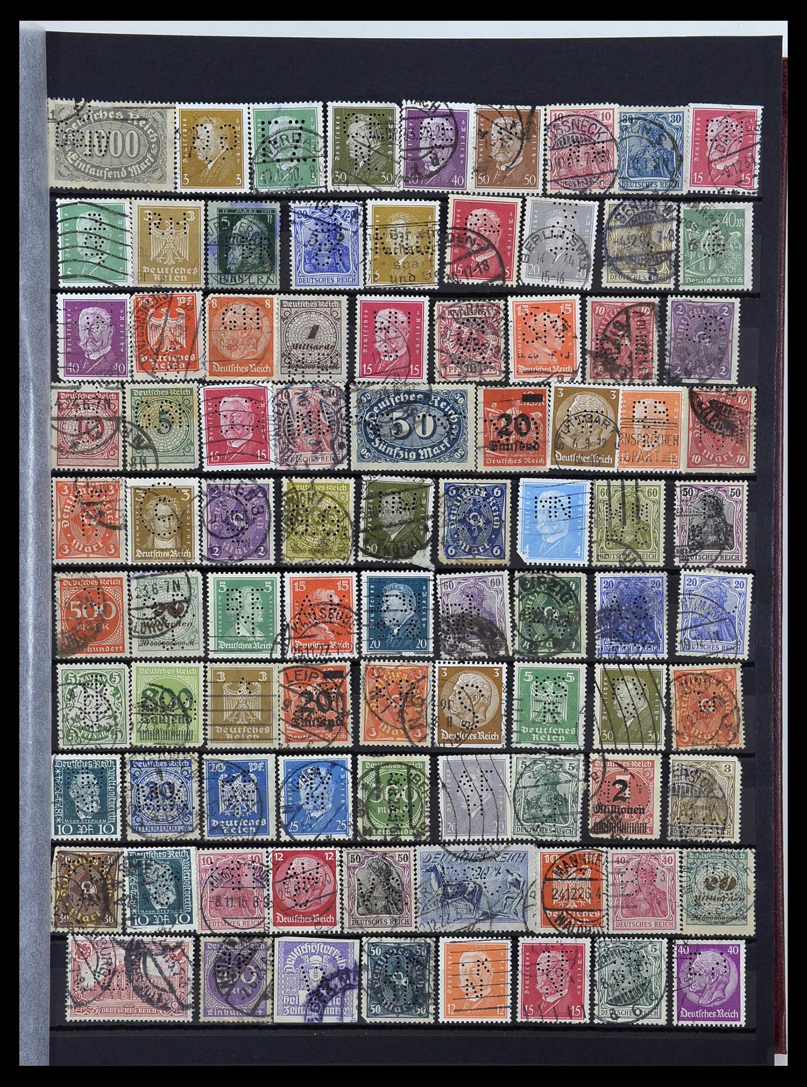 34329 005 - Postzegelverzameling 34329 Duitsland perfins 1900-1935.
