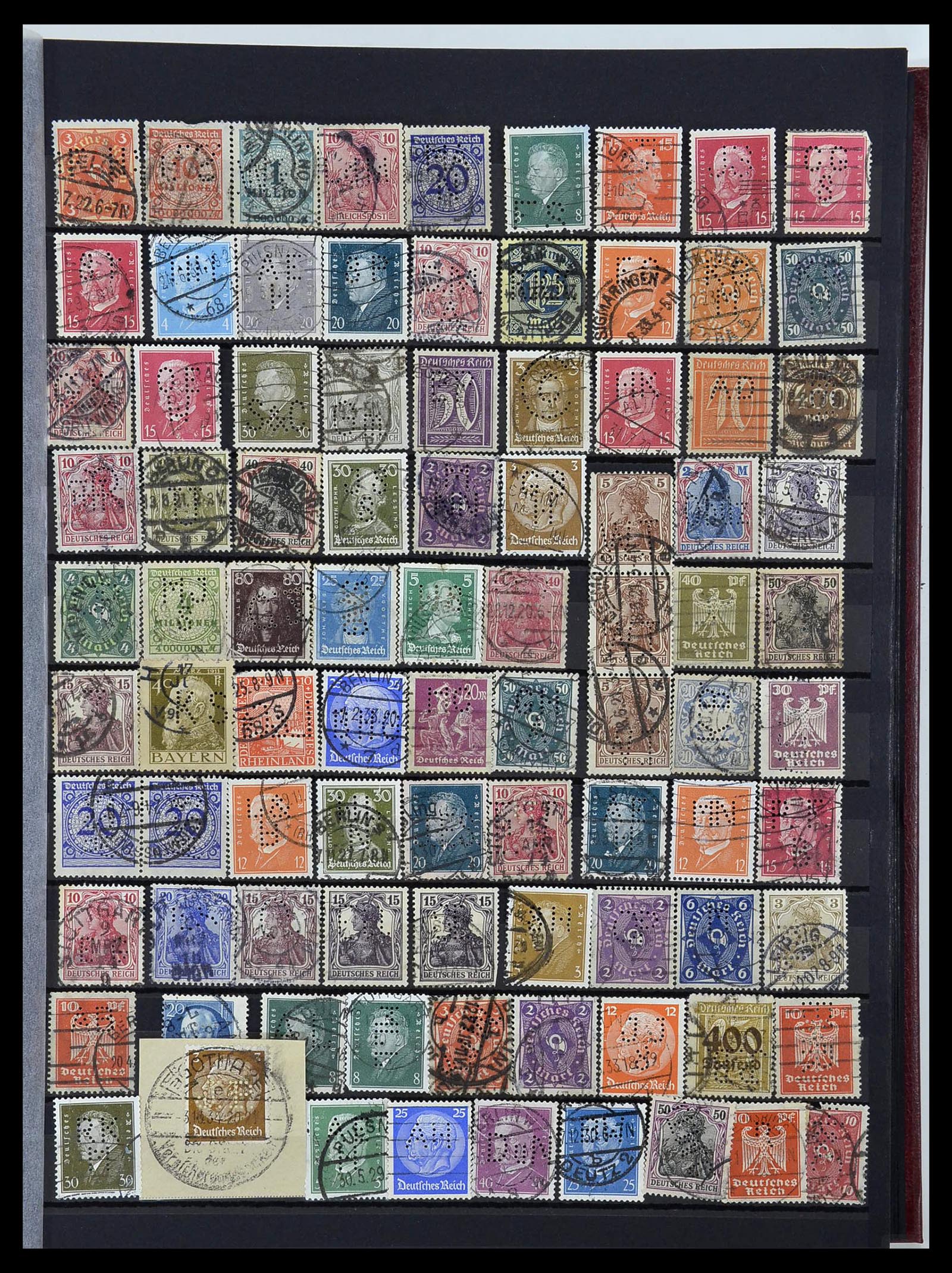 34329 013 - Postzegelverzameling 34329 Duitsland perfins 1900-1935.