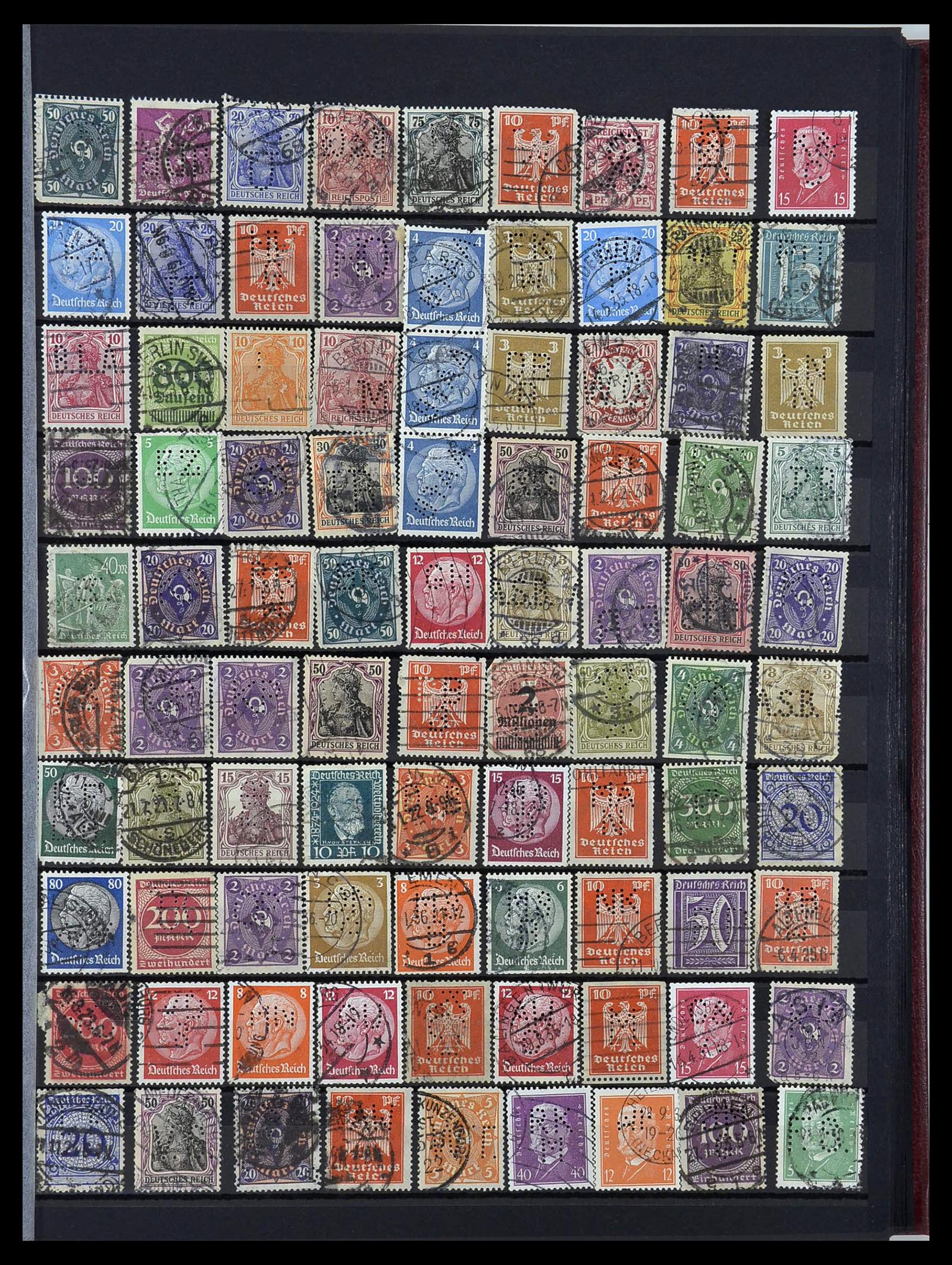 34329 023 - Postzegelverzameling 34329 Duitsland perfins 1900-1935.