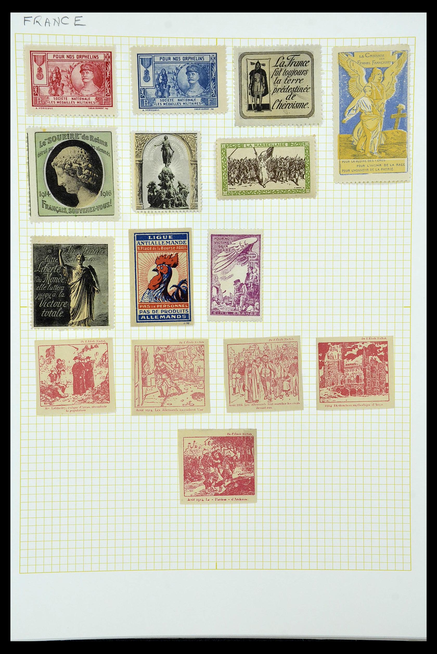 34330 007 - Stamp collection 34330 World fiscal and cinderella's.