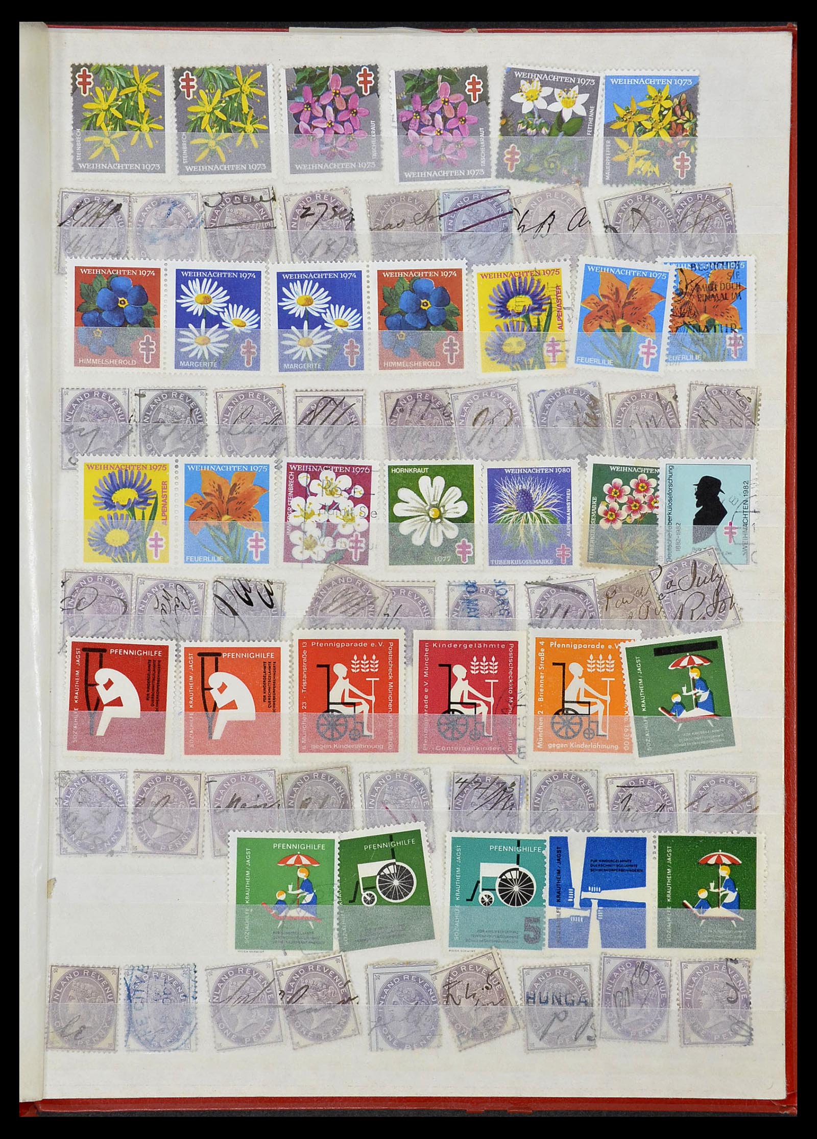 34330 928 - Stamp collection 34330 World fiscal and cinderella's.
