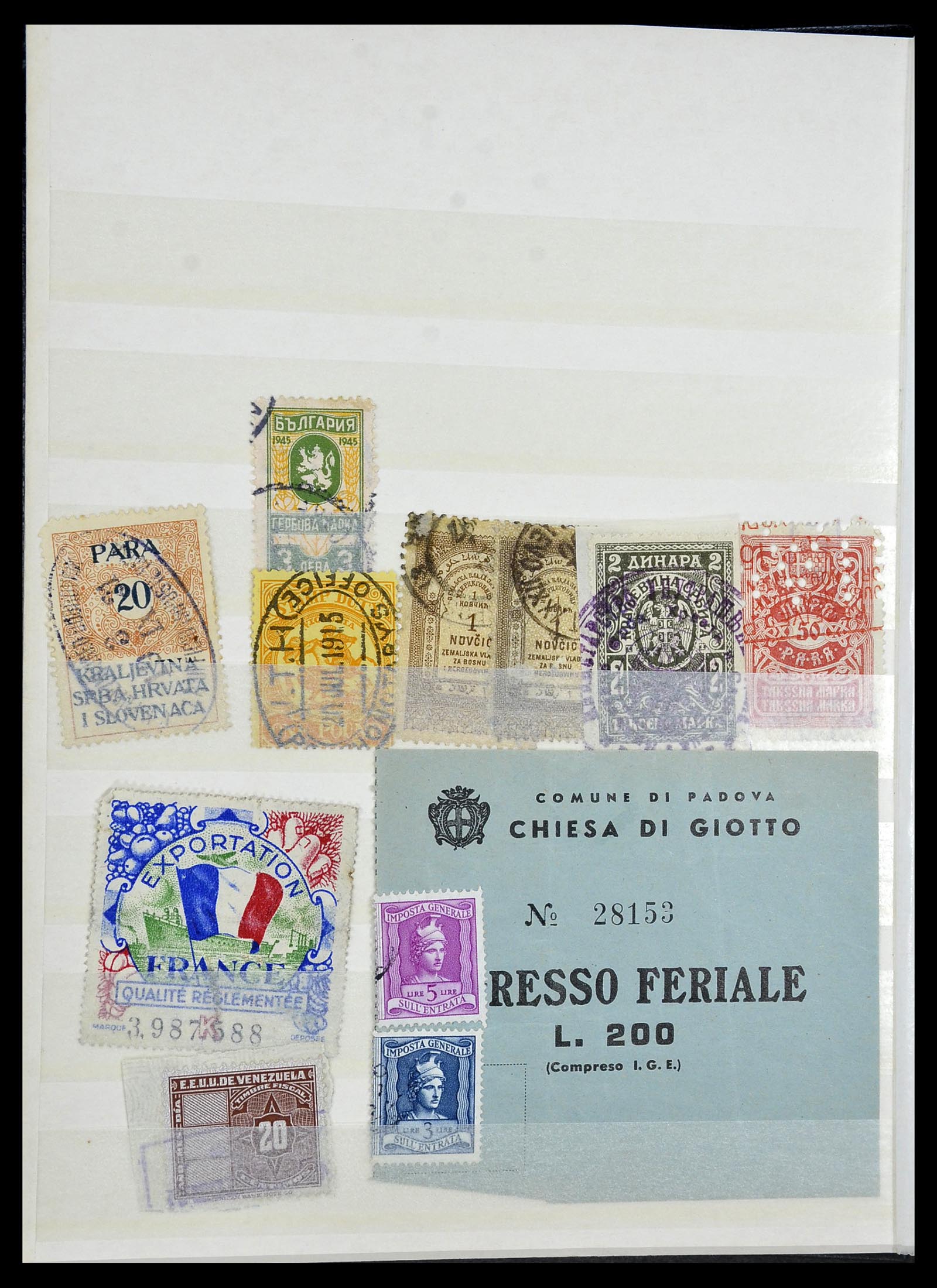 34330 957 - Stamp collection 34330 World fiscal and cinderella's.