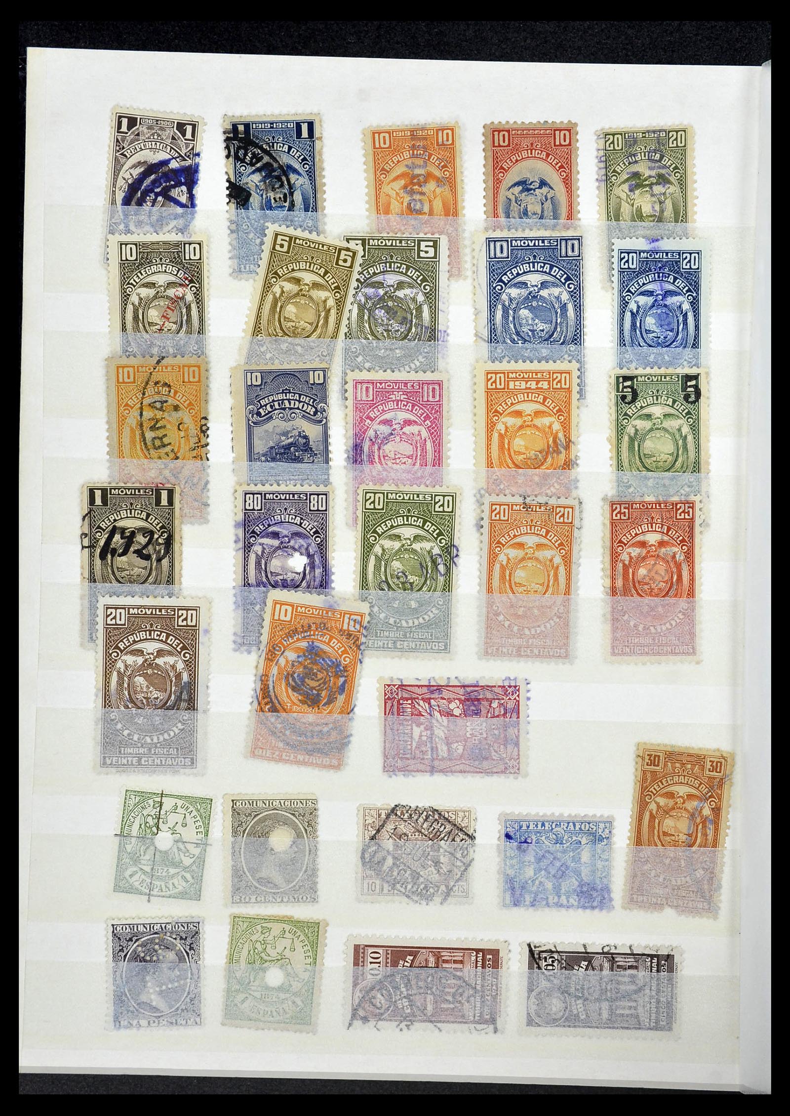 34330 977 - Stamp collection 34330 World fiscal and cinderella's.
