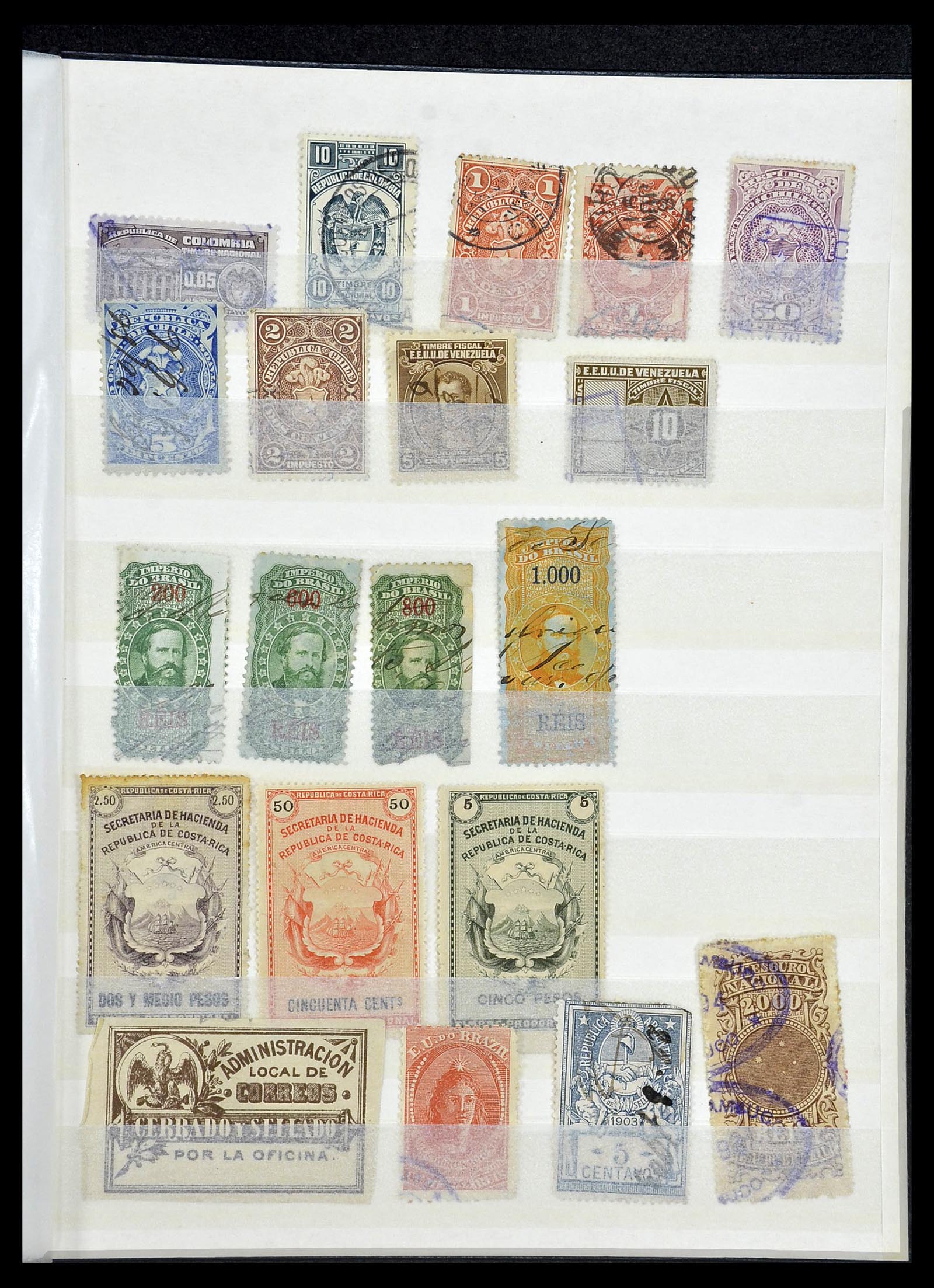 34330 978 - Stamp collection 34330 World fiscal and cinderella's.