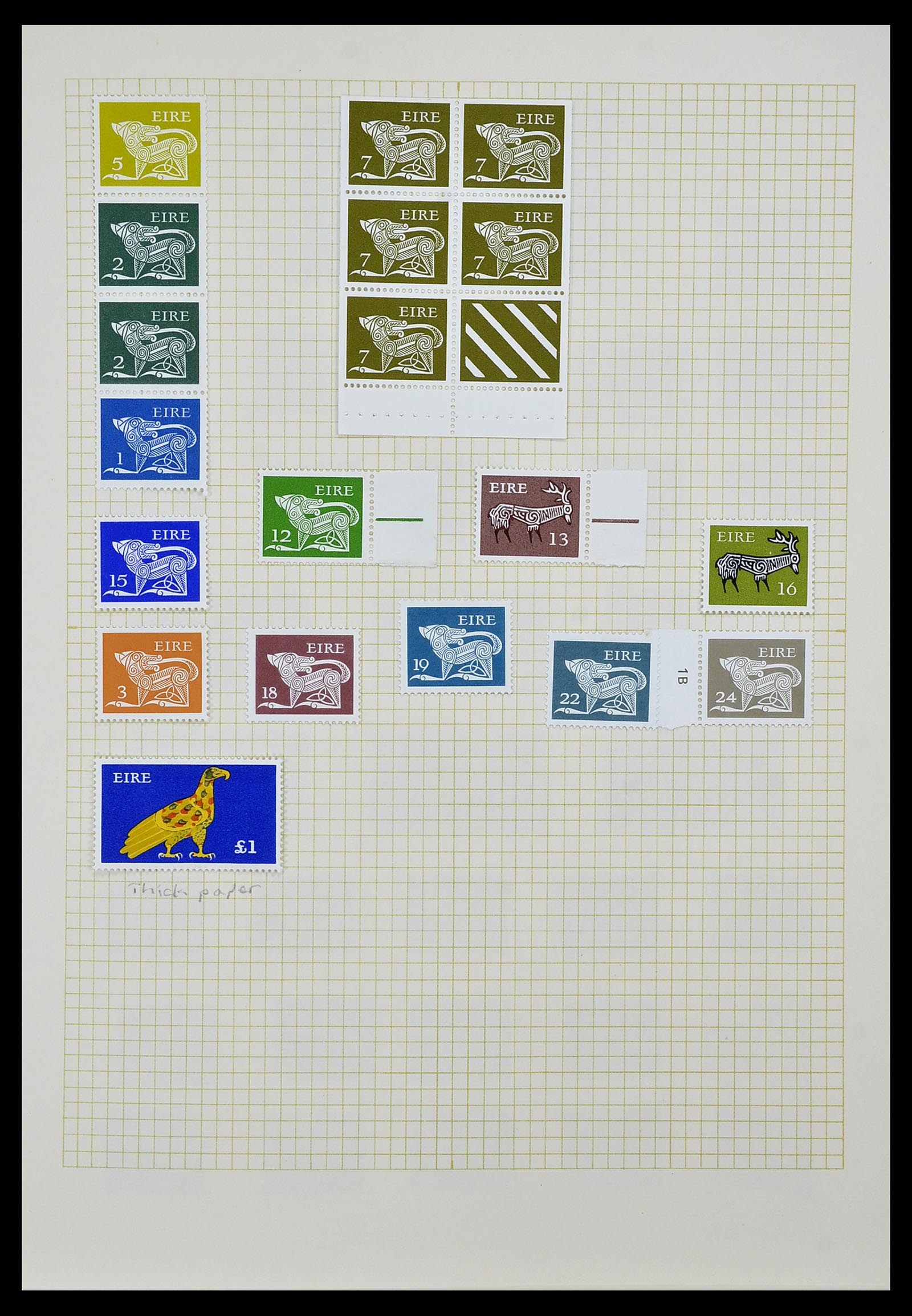 34353 033 - Stamp collection 34353 Ireland 1922-2000.