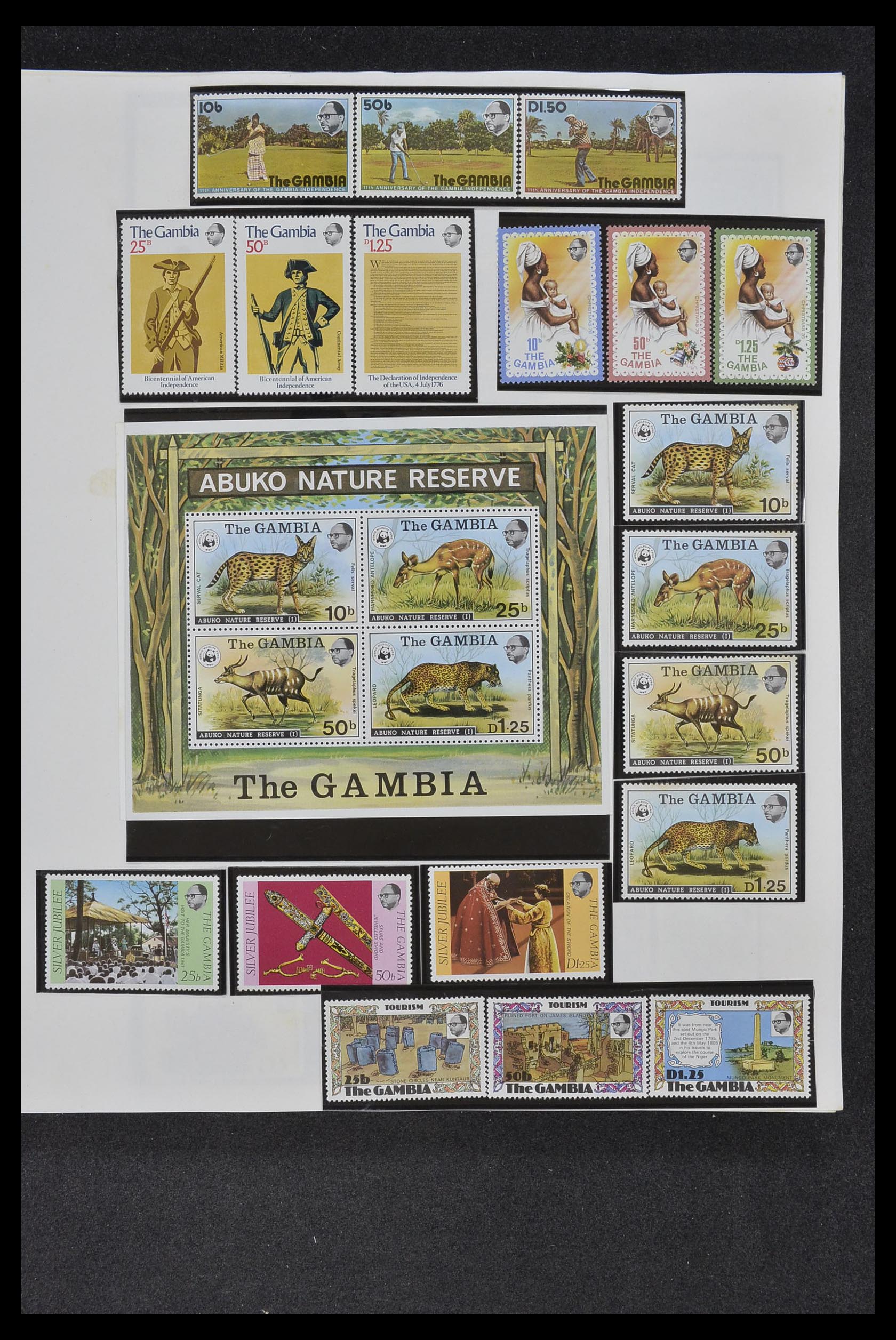 34381 014 - Postzegelverzameling 34381 Engelse koloniën 1937-1984.