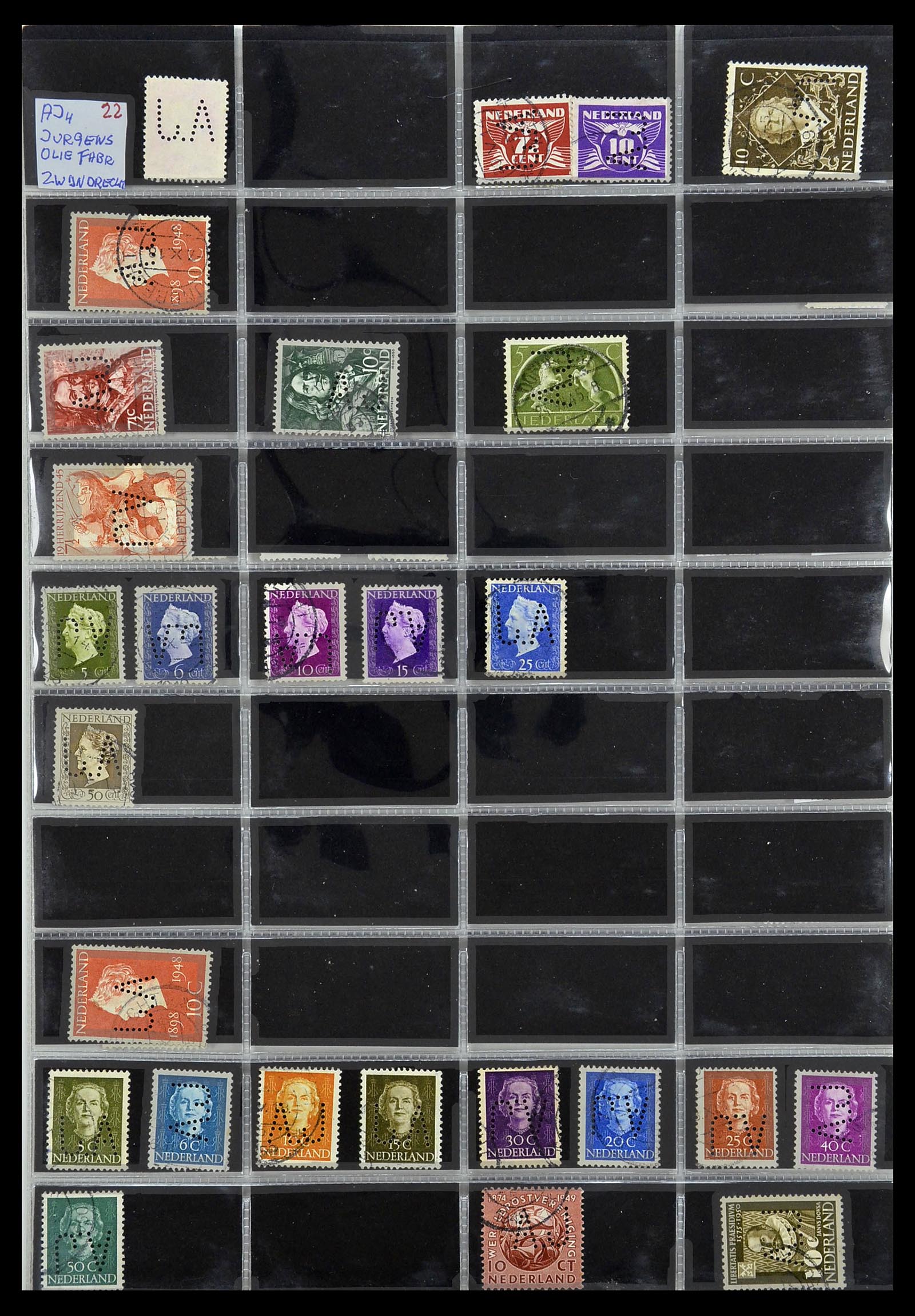 34390 015 - Postzegelverzameling 34390 Nederland firmaperforaties 1872-1965.