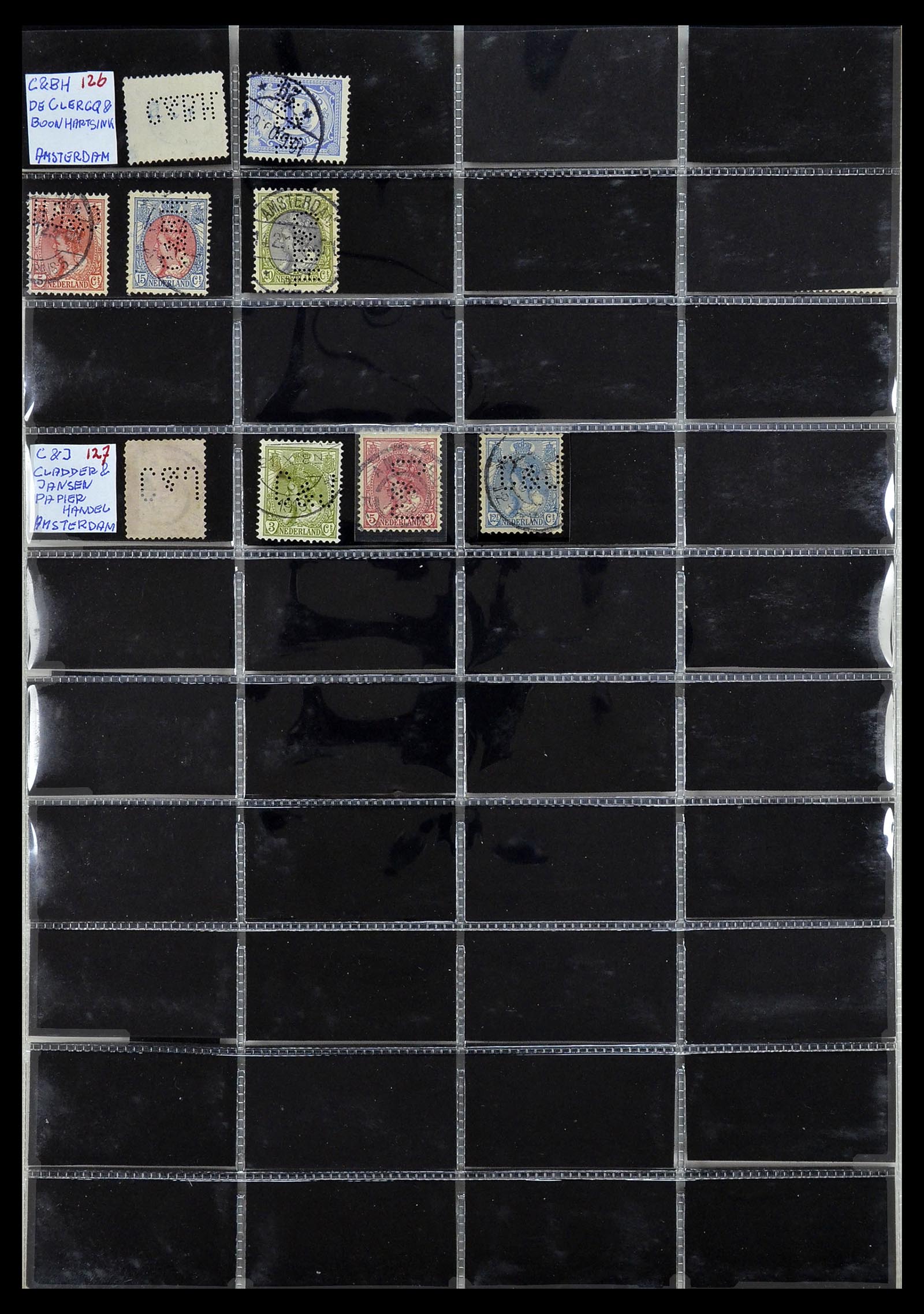 34390 060 - Postzegelverzameling 34390 Nederland firmaperforaties 1872-1965.