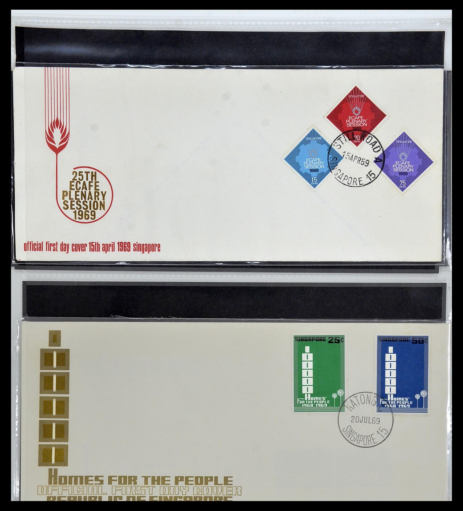 34394 017 - Postzegelverzameling 34394 Singapore FDC's 1948-2015!