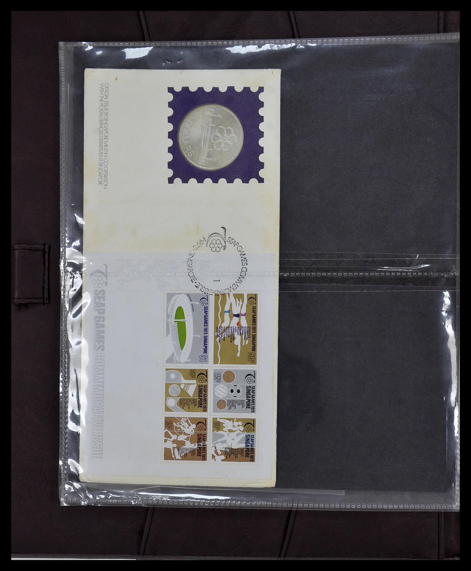 34394 039 - Postzegelverzameling 34394 Singapore FDC's 1948-2015!