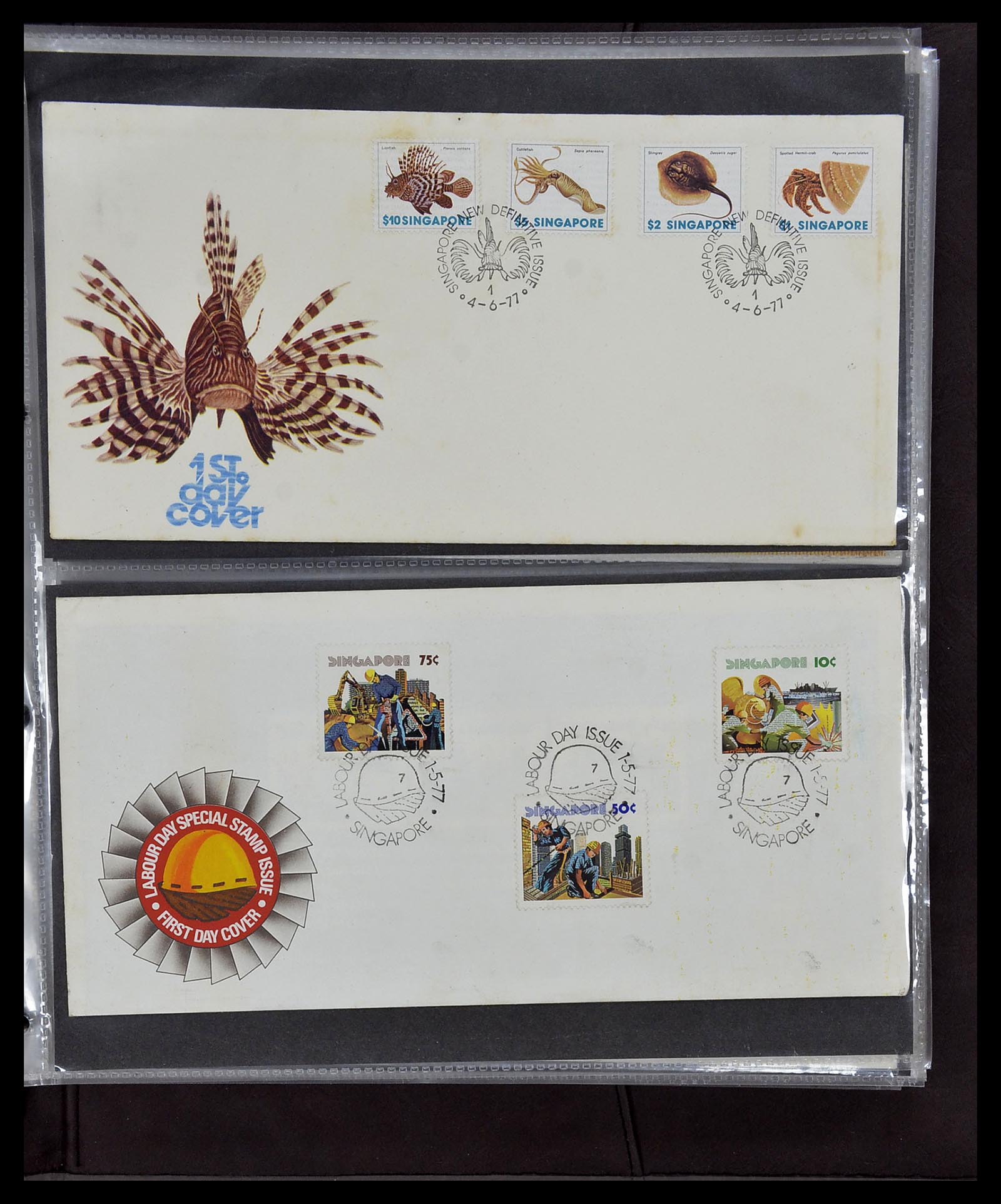 34394 056 - Postzegelverzameling 34394 Singapore FDC's 1948-2015!