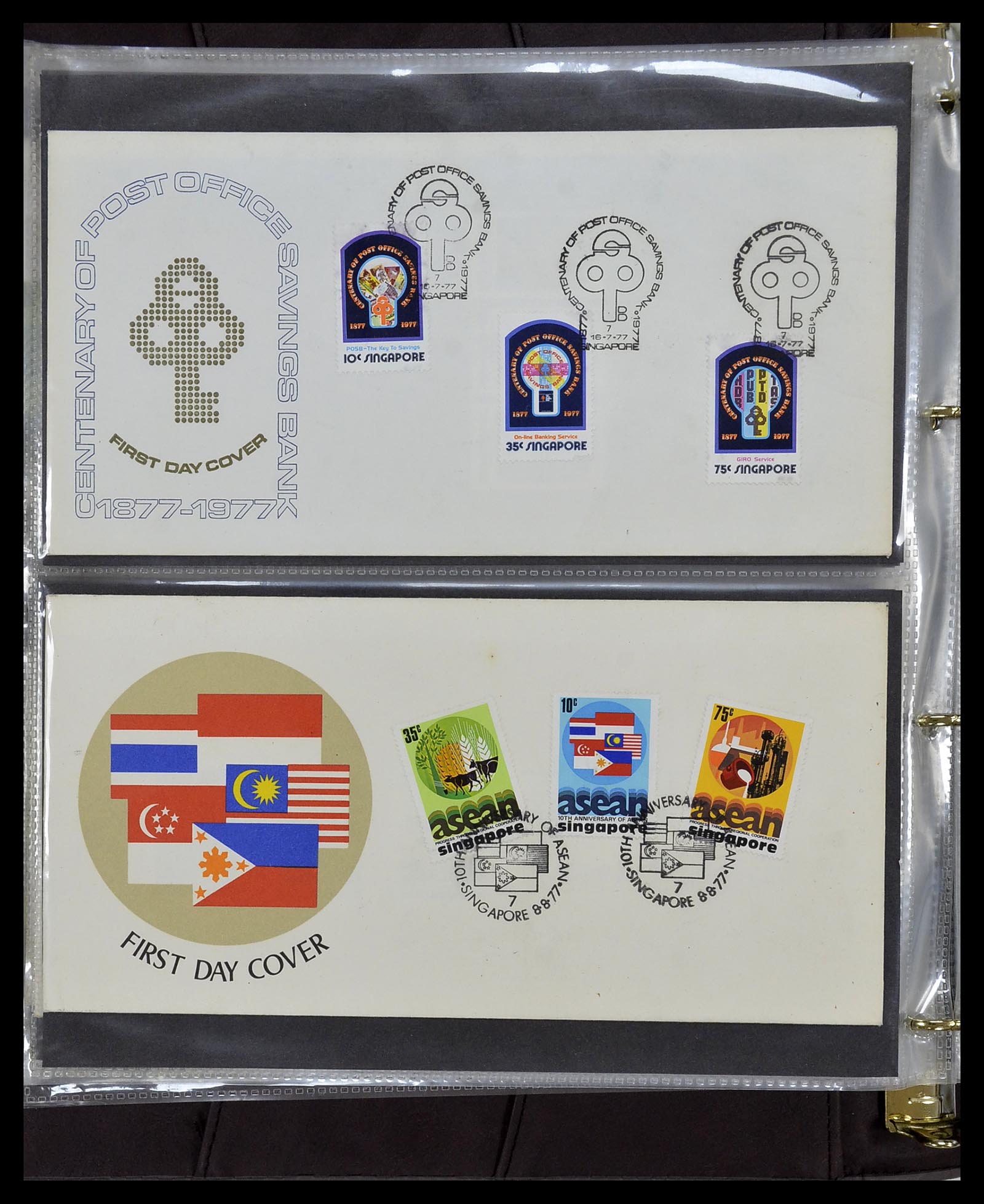 34394 057 - Postzegelverzameling 34394 Singapore FDC's 1948-2015!
