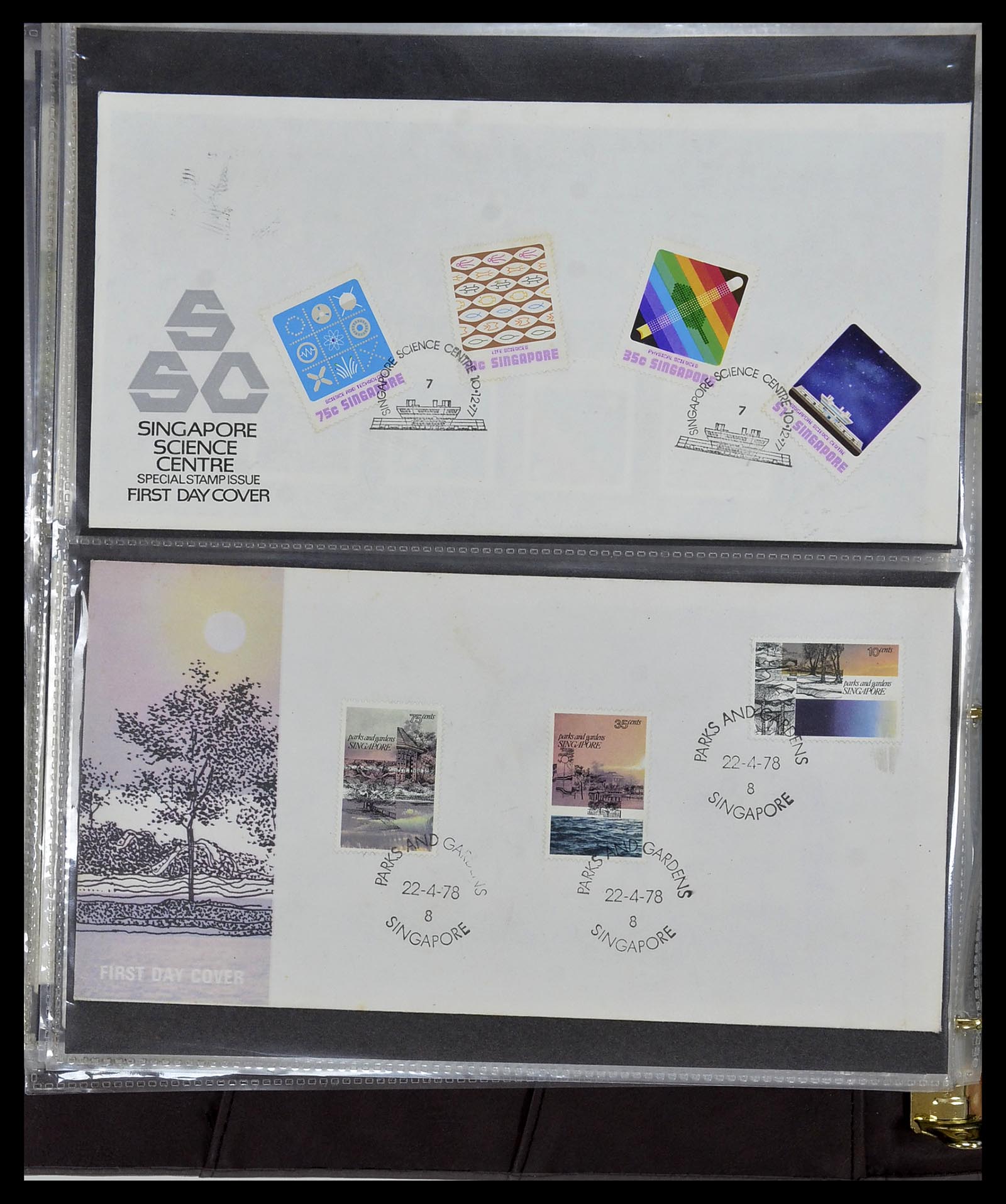 34394 061 - Postzegelverzameling 34394 Singapore FDC's 1948-2015!
