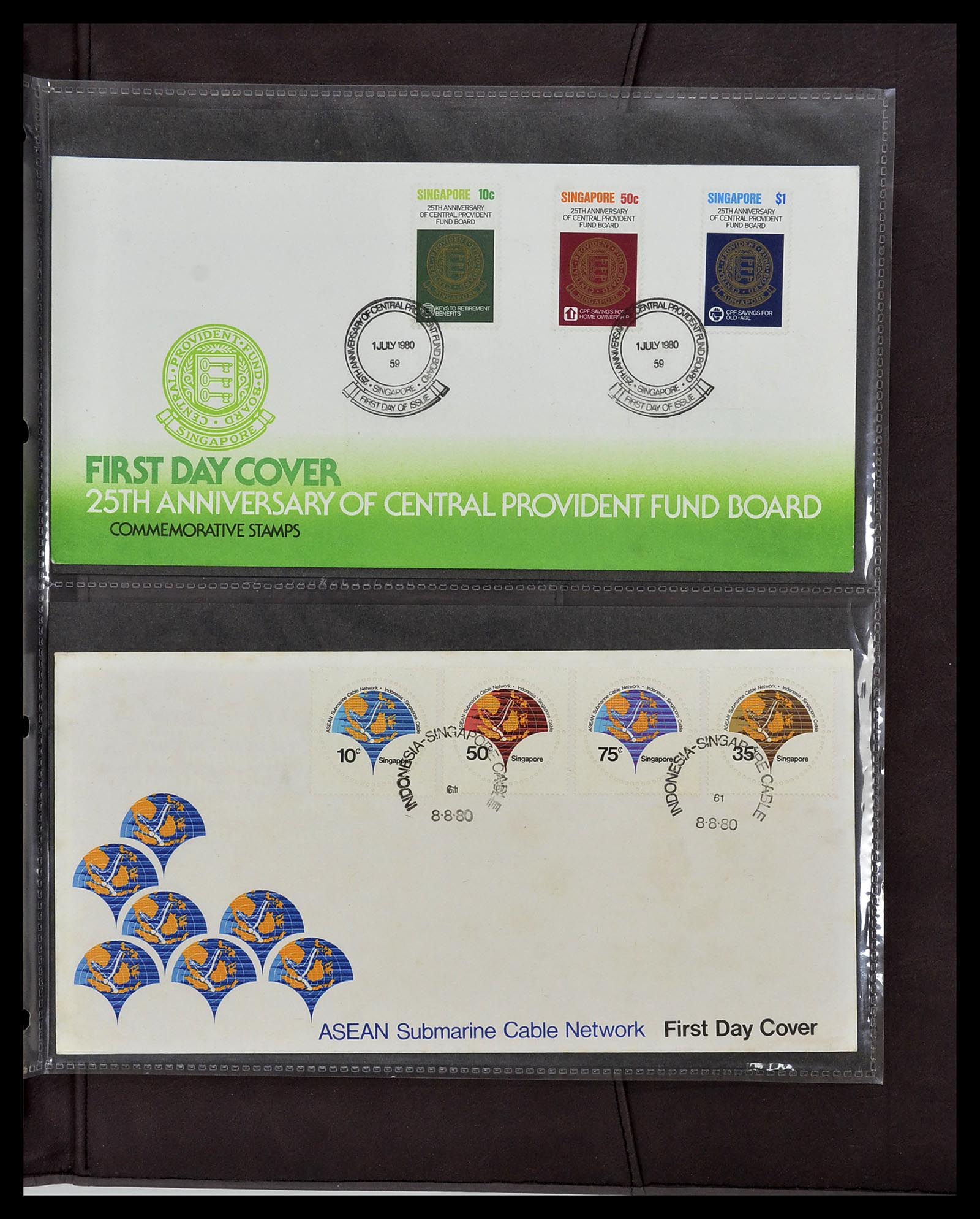 34394 075 - Postzegelverzameling 34394 Singapore FDC's 1948-2015!