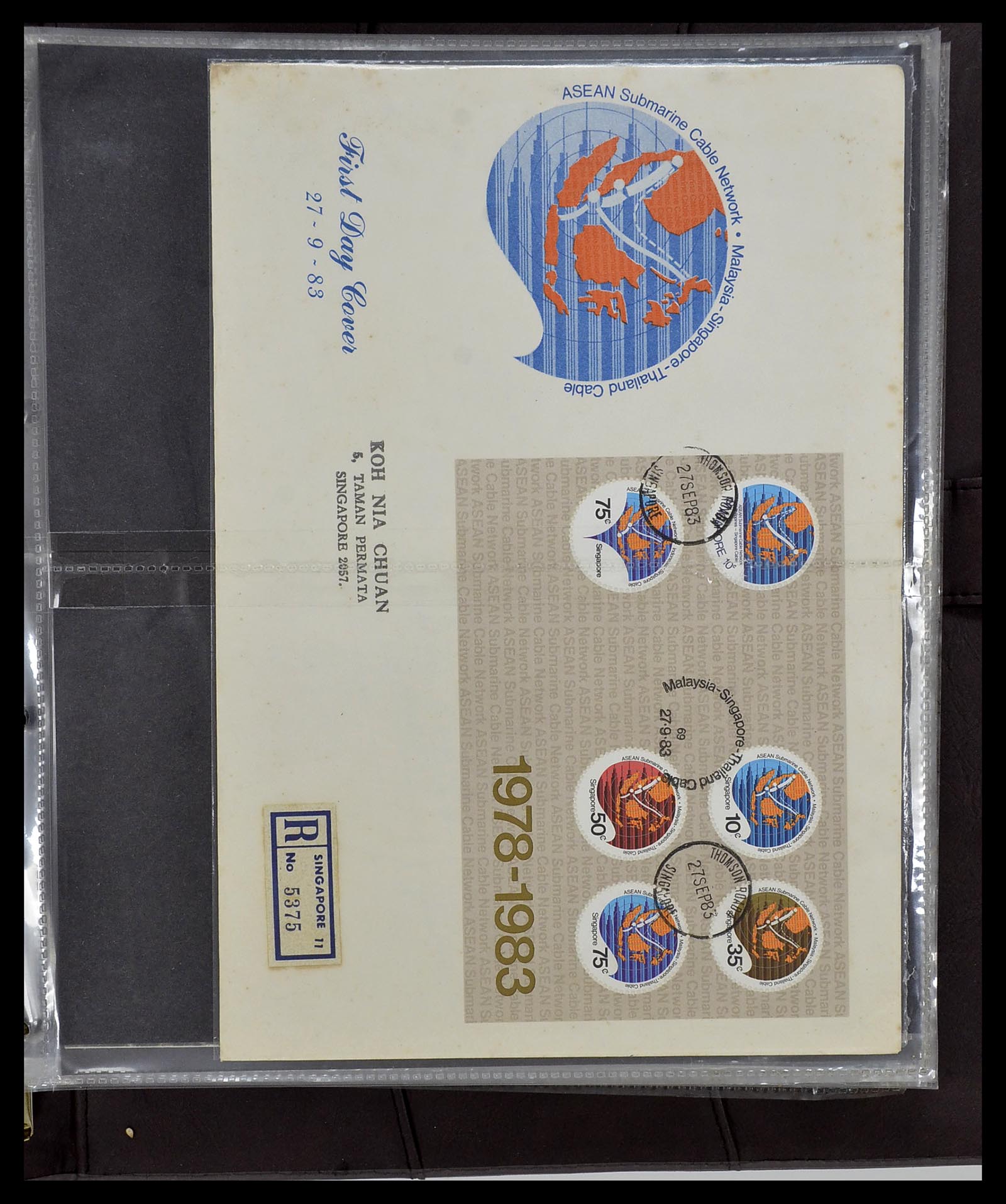 34394 091 - Postzegelverzameling 34394 Singapore FDC's 1948-2015!