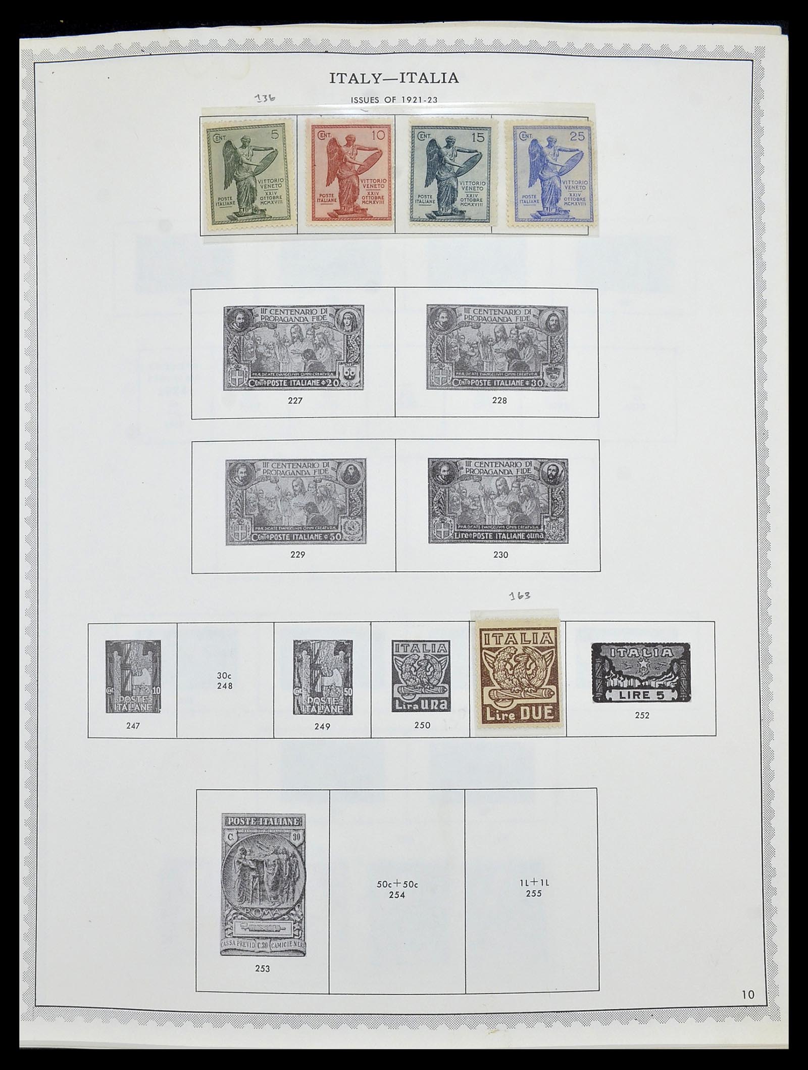34401 027 - Stamp collection 34401 Italy and territories 1850-1990.