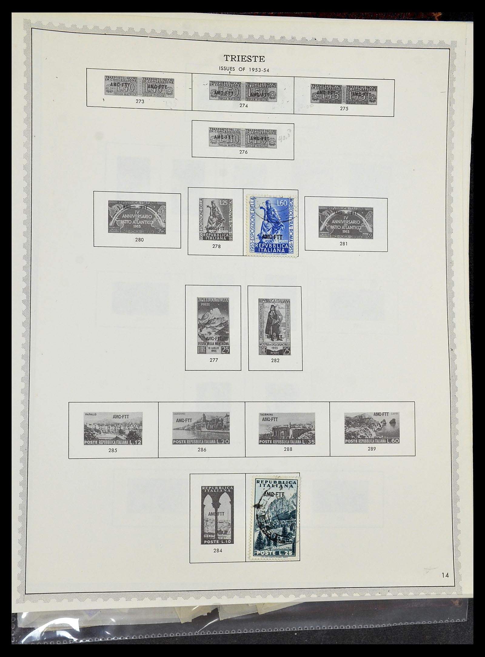 34401 200 - Stamp collection 34401 Italy and territories 1850-1990.