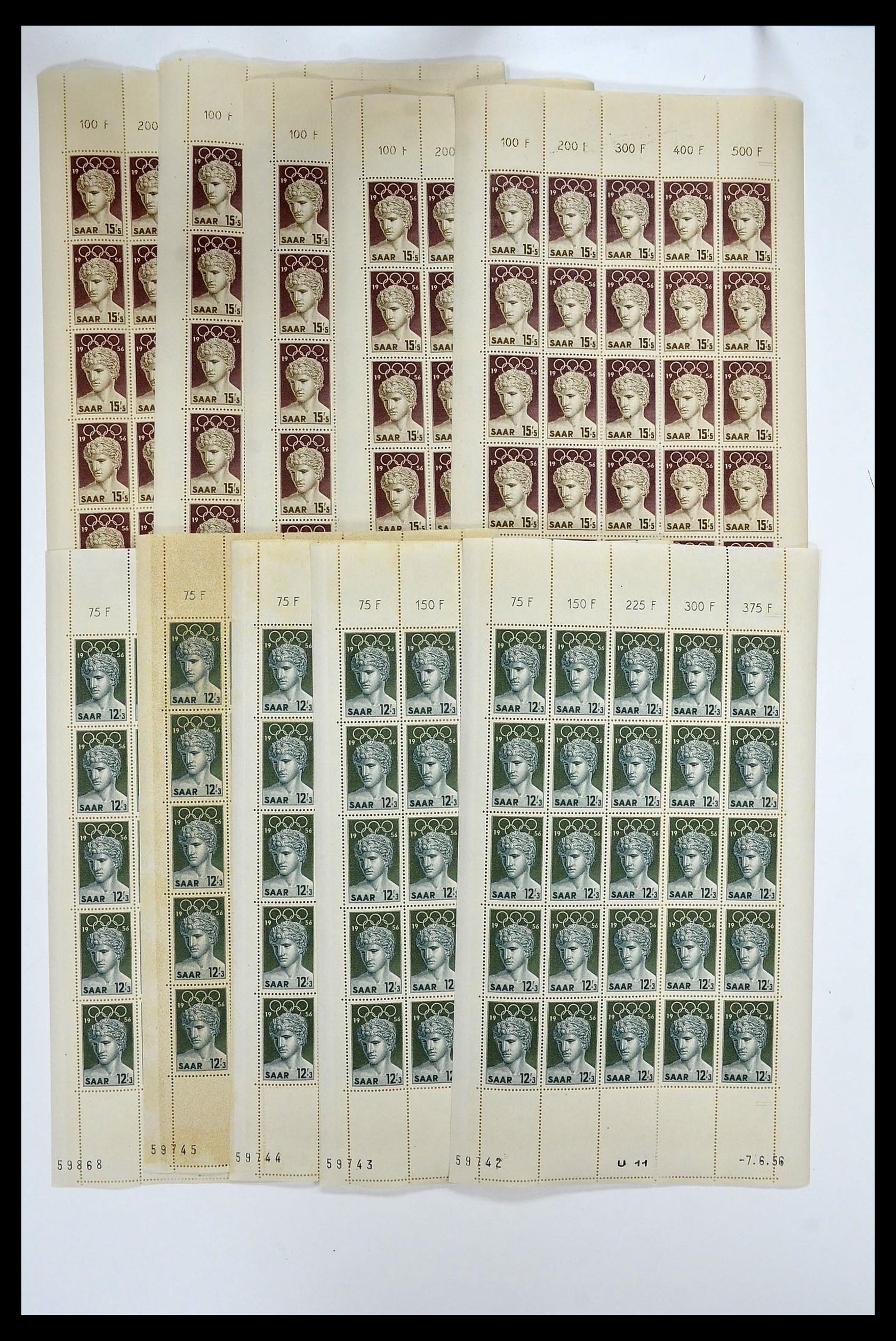 34403 111 - Postzegelverzameling 34403 Saar 1949-1959.