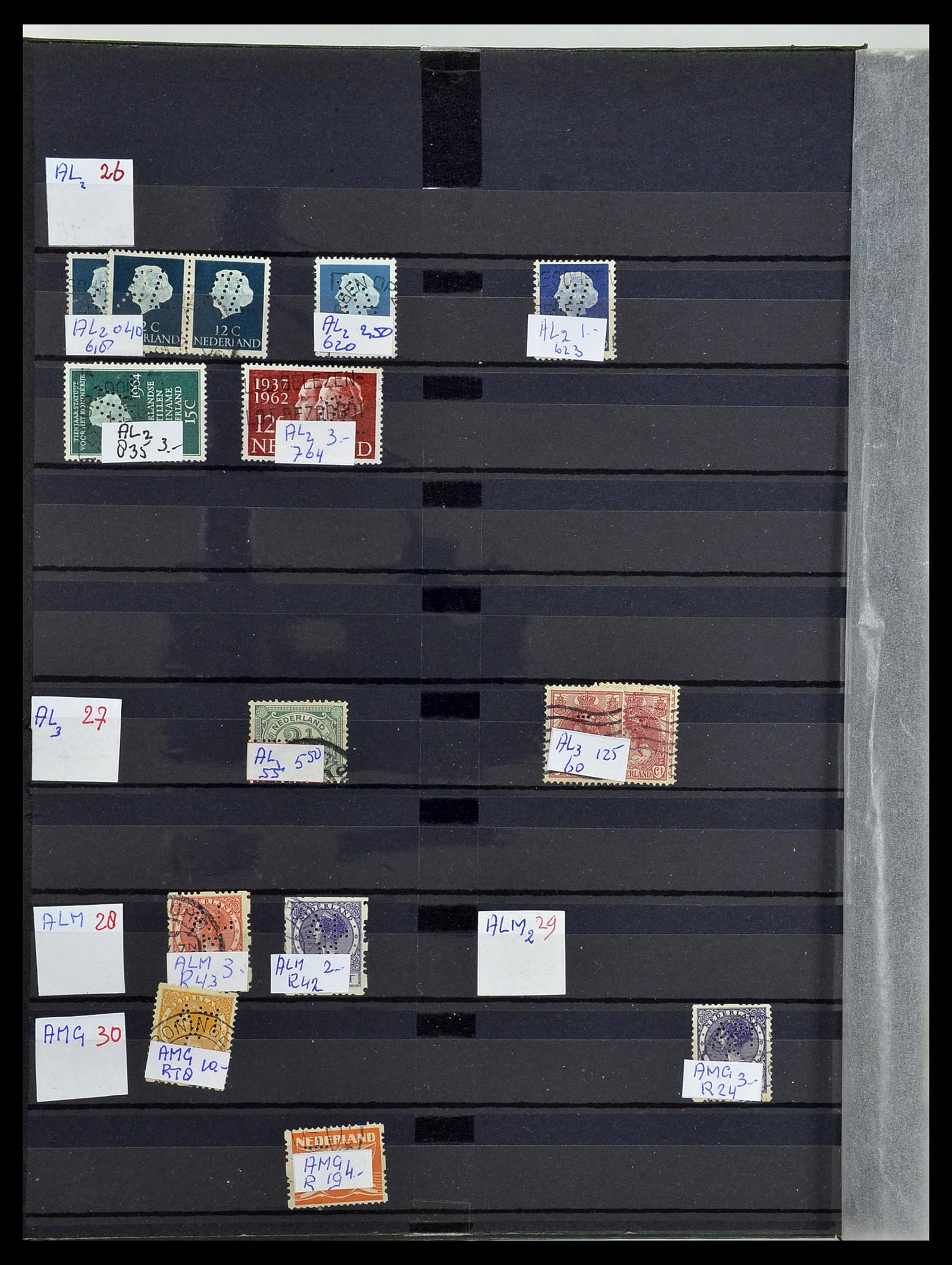 34407 006 - Postzegelverzameling 34407 Nederland firmaperforaties 1872-1980.