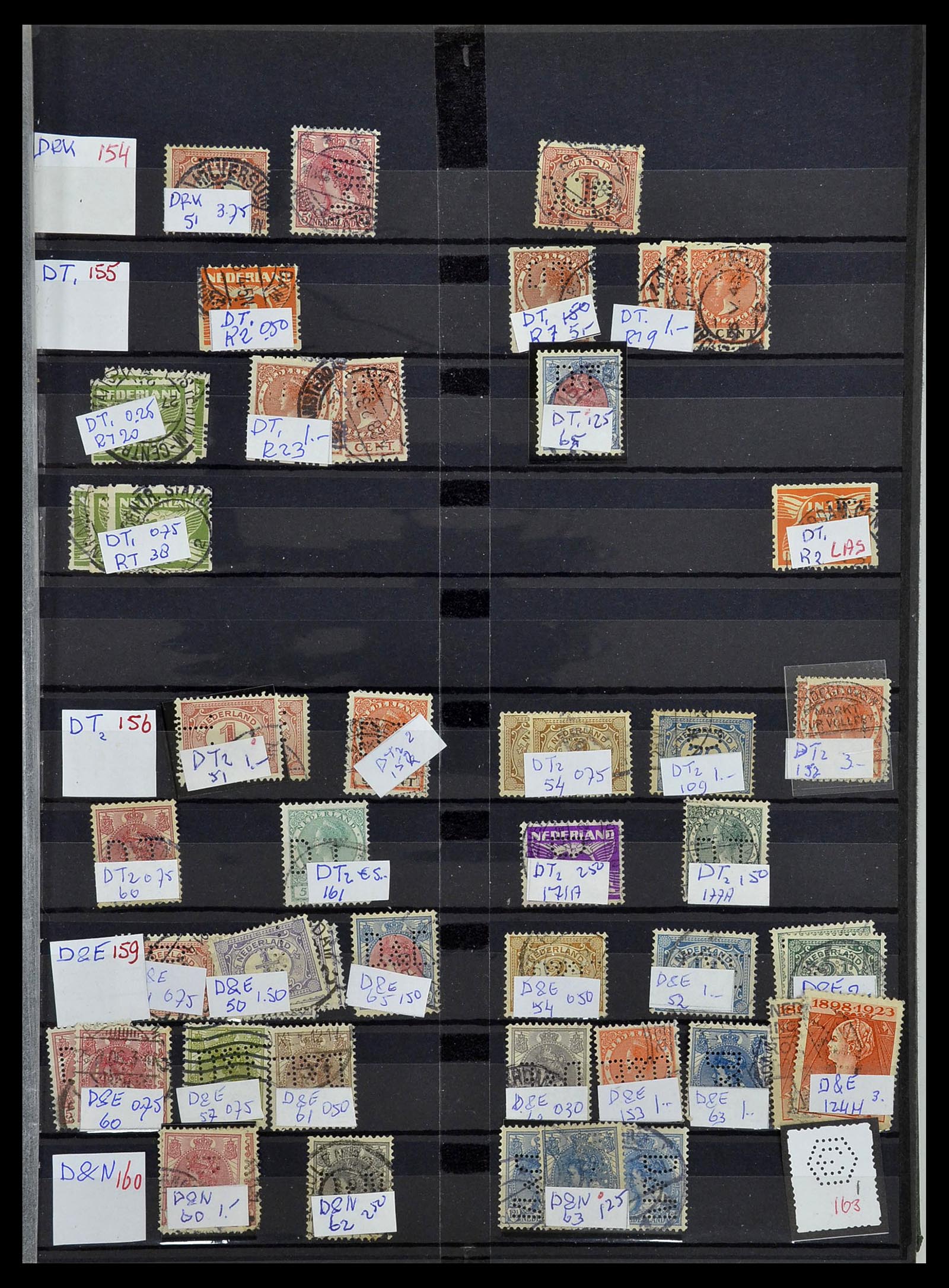34407 029 - Postzegelverzameling 34407 Nederland firmaperforaties 1872-1980.