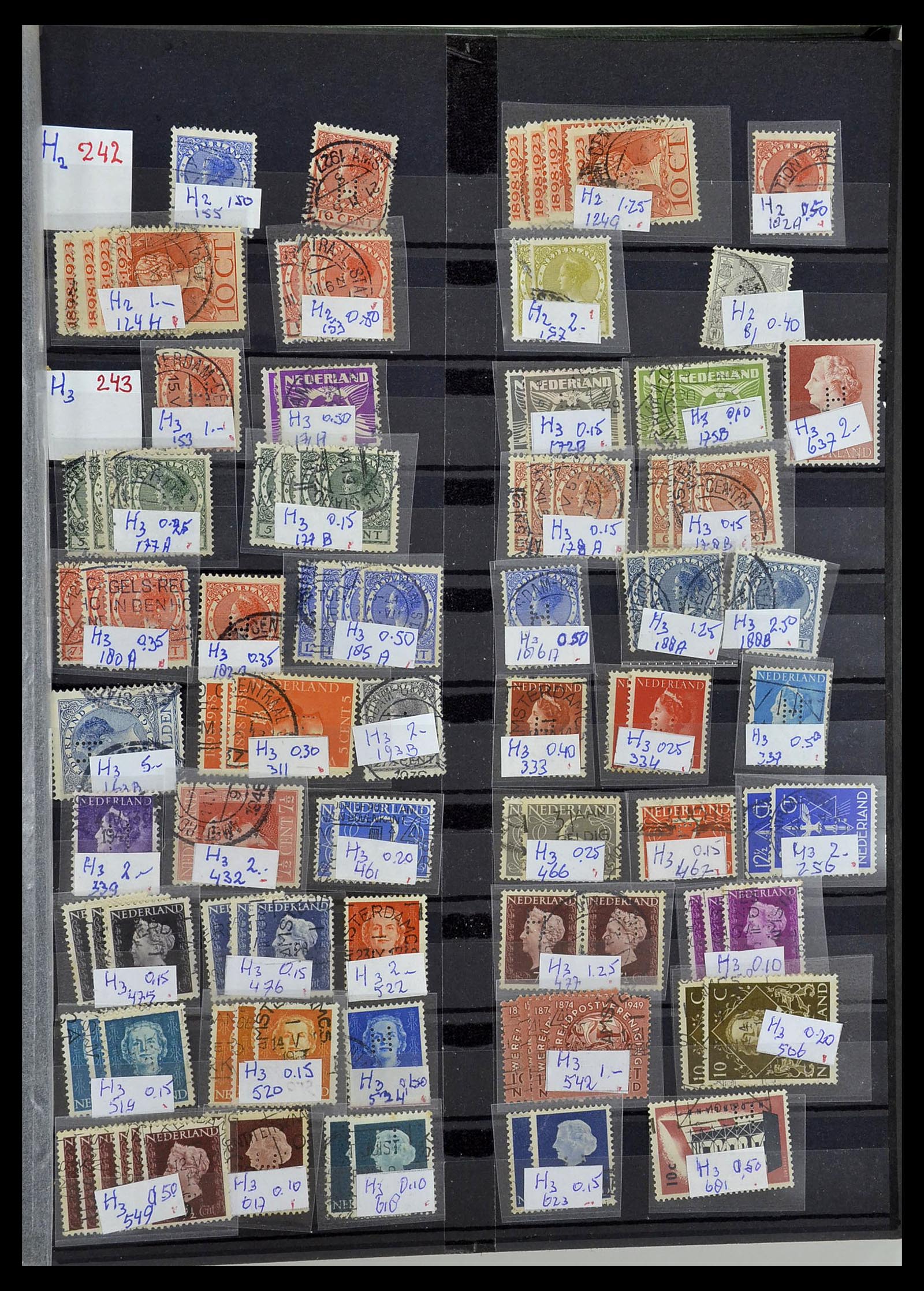 34407 041 - Stamp Collection 34407 Netherlands perfins 1872-1980.