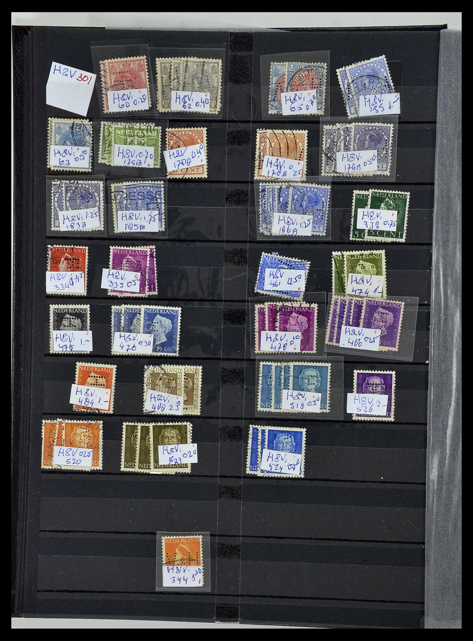 34407 056 - Postzegelverzameling 34407 Nederland firmaperforaties 1872-1980.