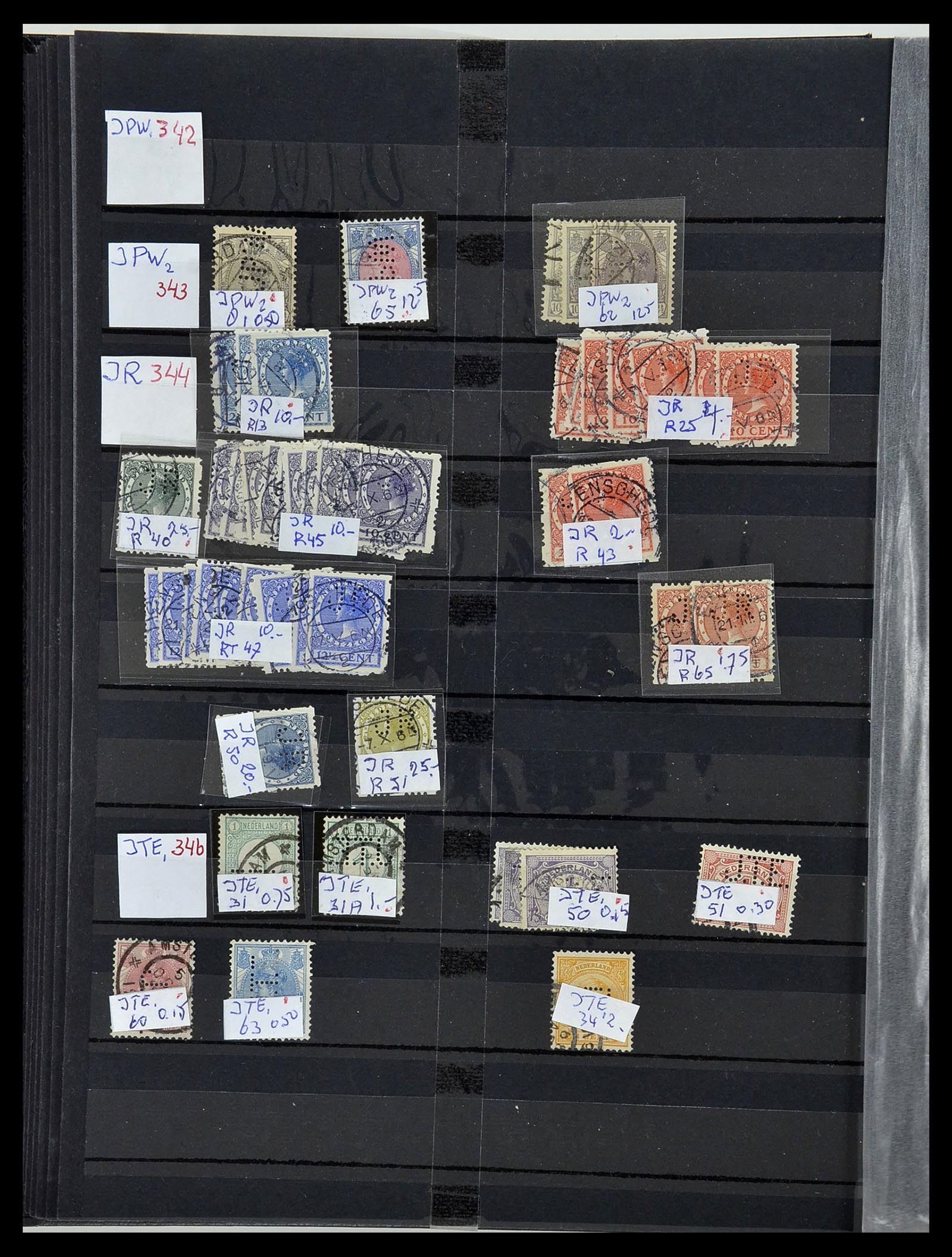 34407 060 - Postzegelverzameling 34407 Nederland firmaperforaties 1872-1980.