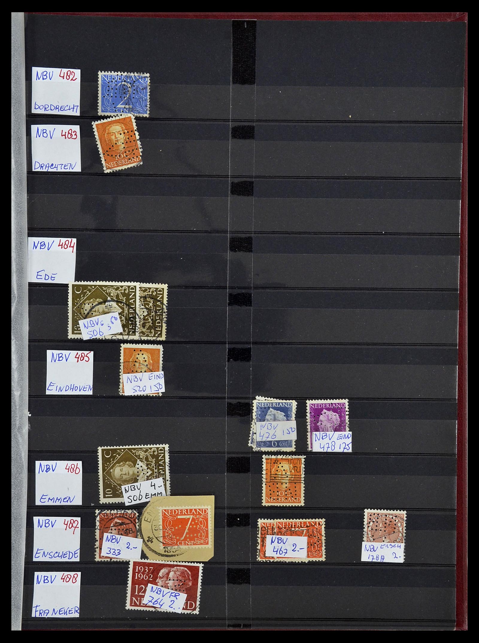 34407 082 - Postzegelverzameling 34407 Nederland firmaperforaties 1872-1980.