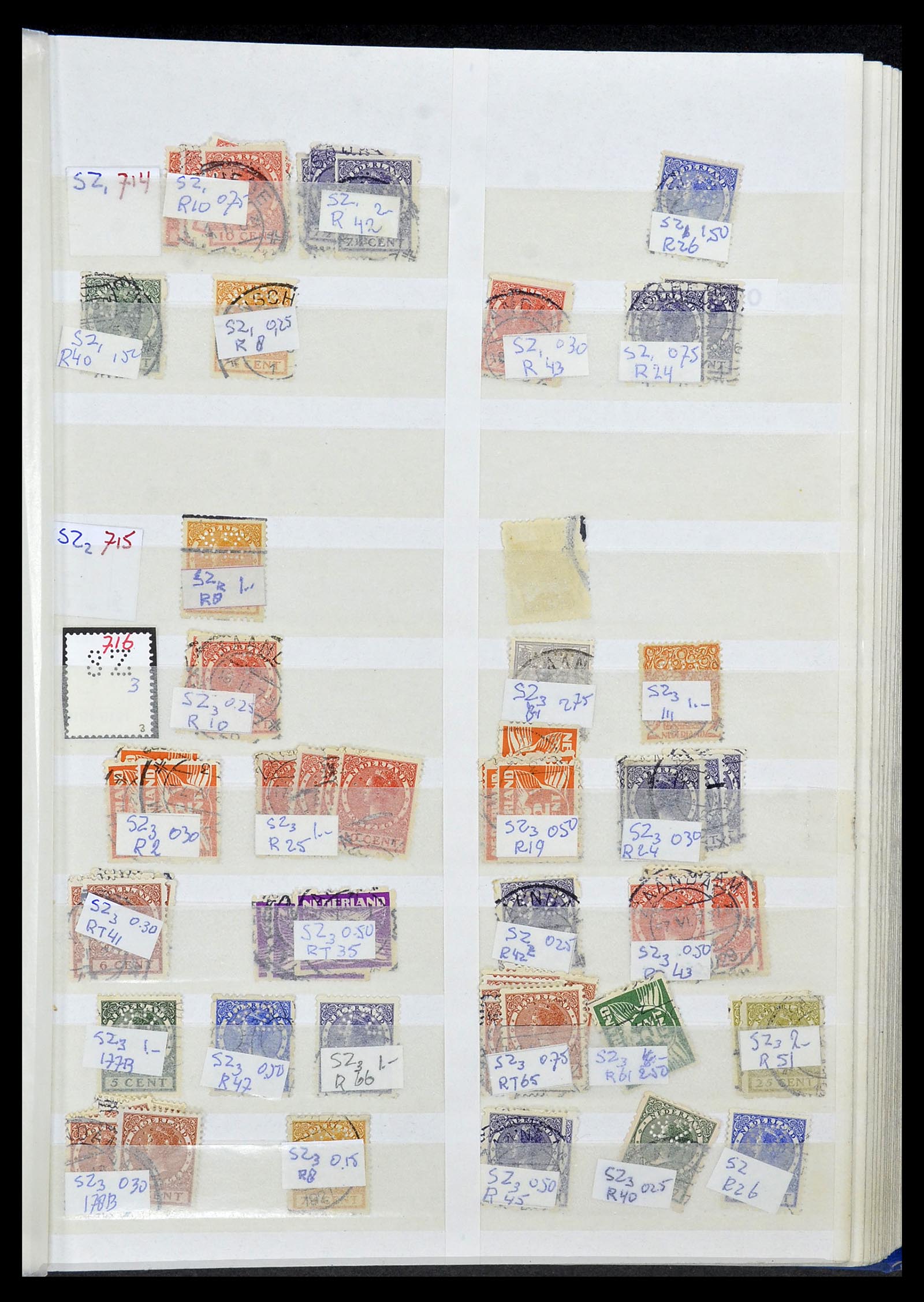34407 122 - Postzegelverzameling 34407 Nederland firmaperforaties 1872-1980.