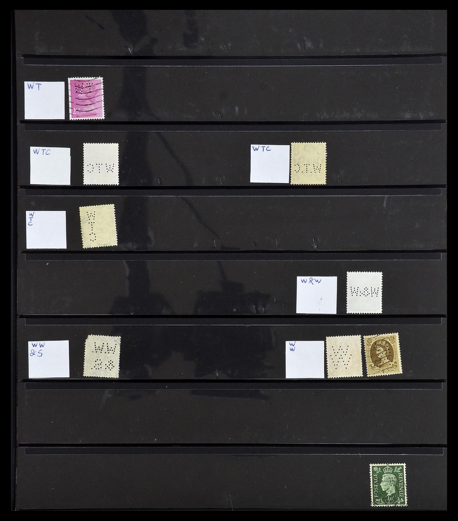 34408 728 - Postzegelverzameling 34408 Wereld firmaperforaties 1870-1980.