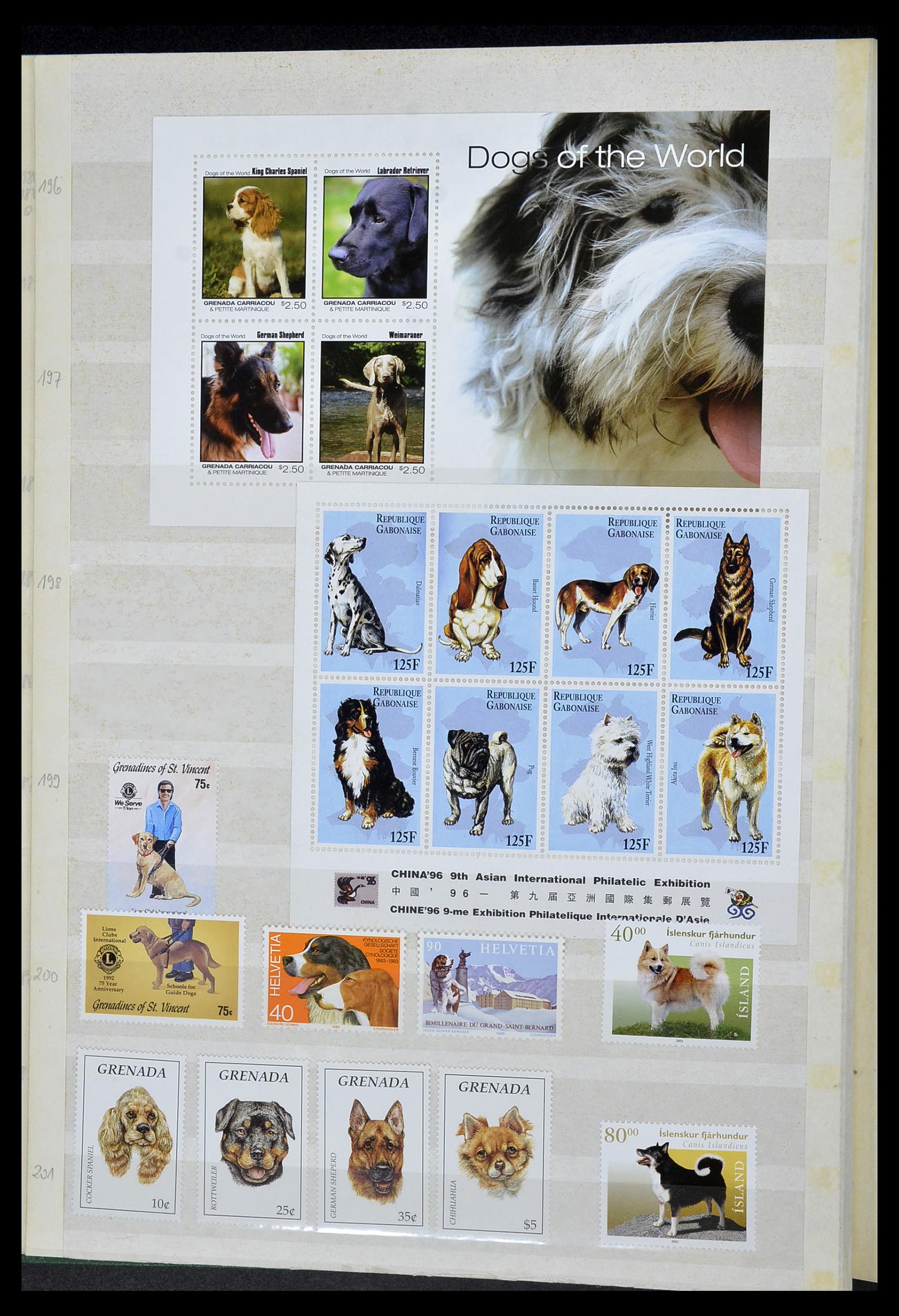 34410 016 - Stamp Collection 34410 Theme Dogs 1965-2011.