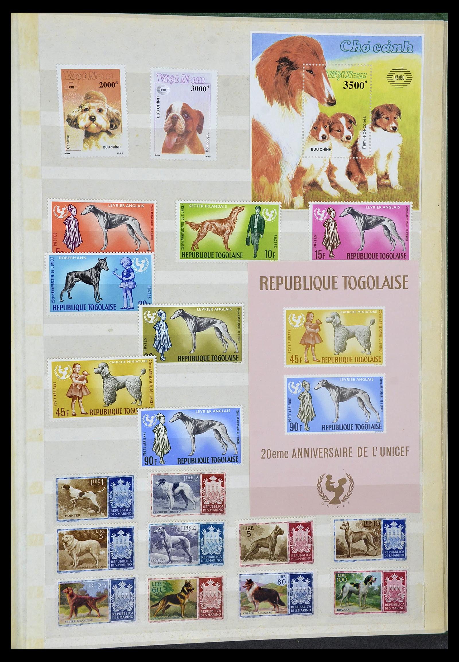34410 041 - Postzegelverzameling 34410 Motief Honden 1965-2011.